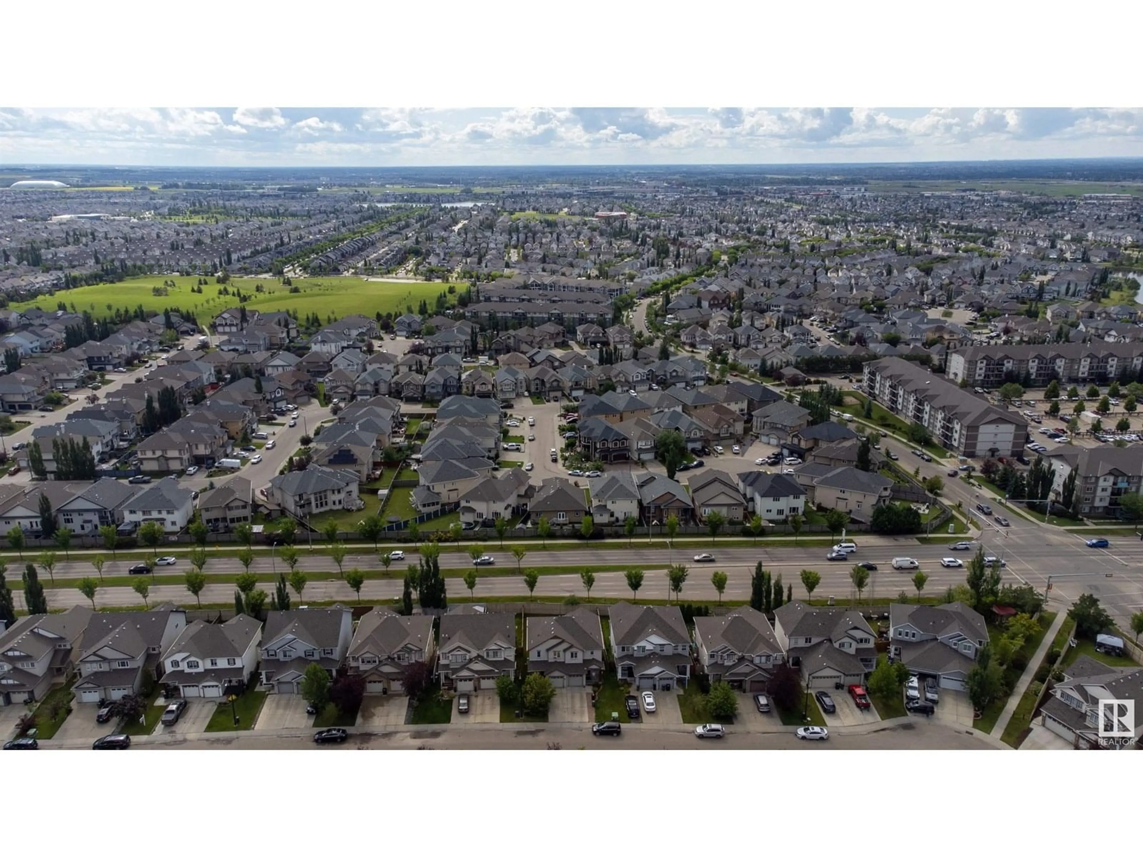 A pic from outside/outdoor area/front of a property/back of a property/a pic from drone, street for SW - 1527 67 ST, Edmonton Alberta T6X0G8