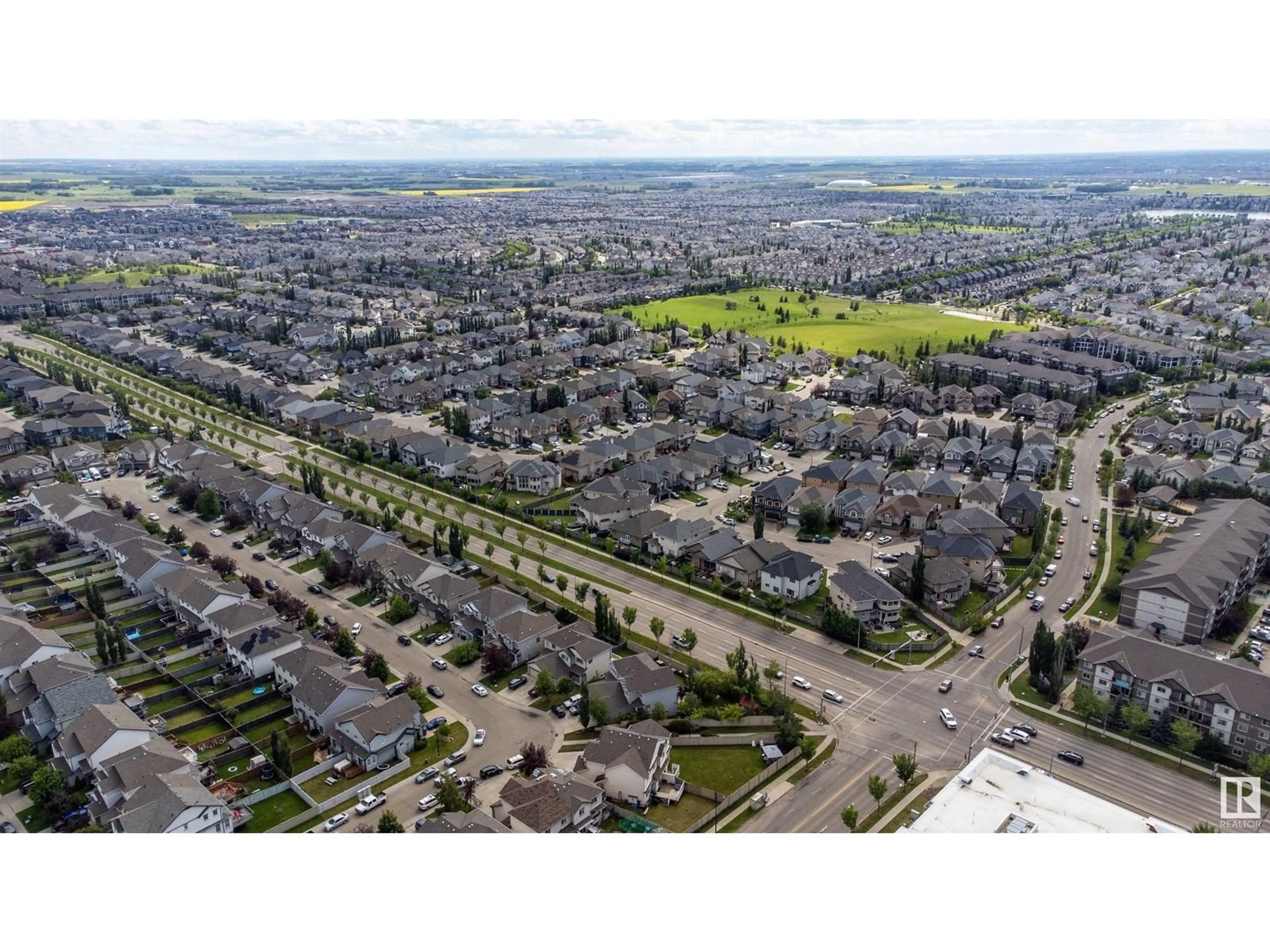 A pic from outside/outdoor area/front of a property/back of a property/a pic from drone, street for SW - 1527 67 ST, Edmonton Alberta T6X0G8