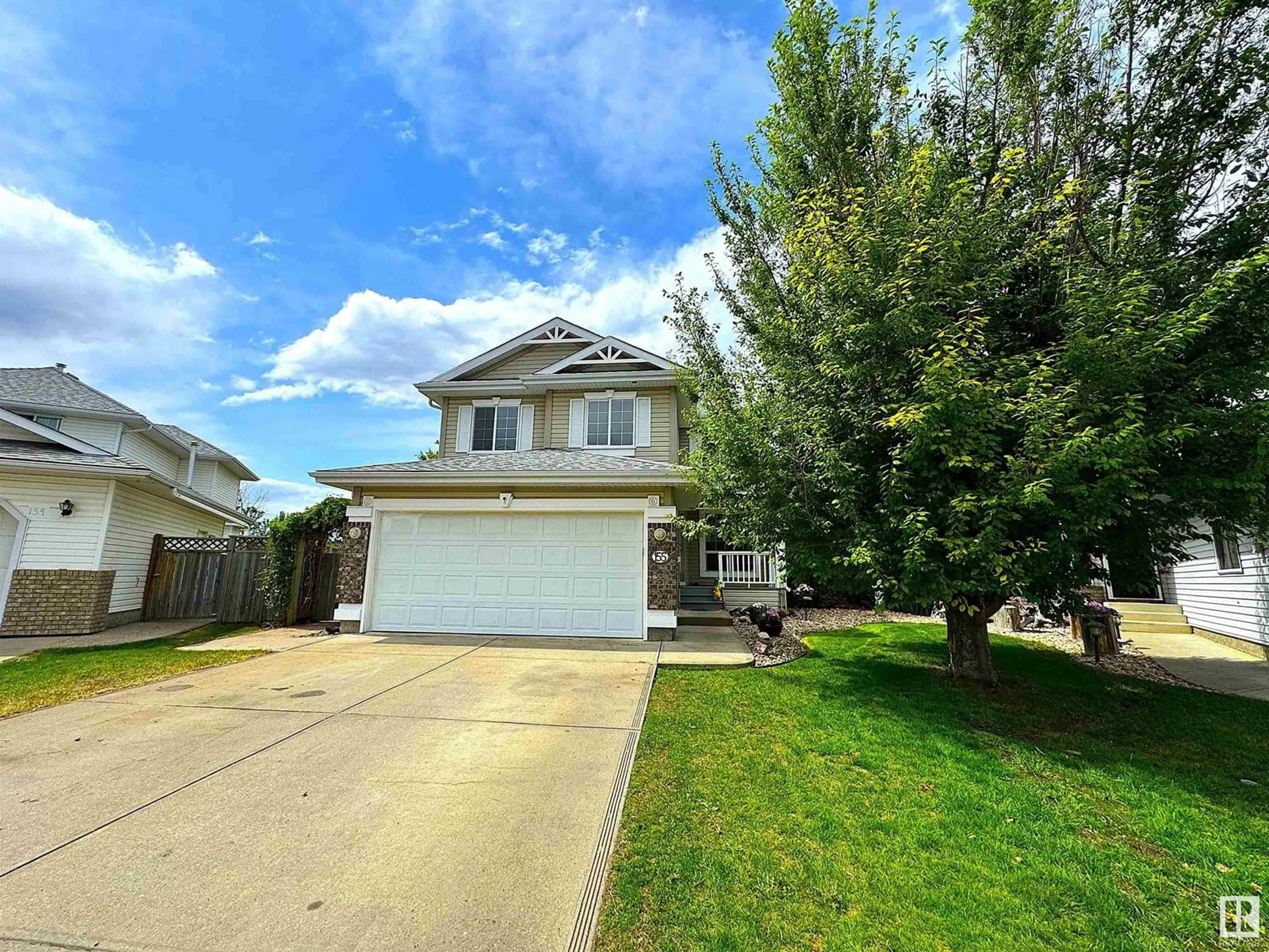 Home with vinyl exterior material, street for 155 WESTMEWS, Fort Saskatchewan Alberta T8L3X9