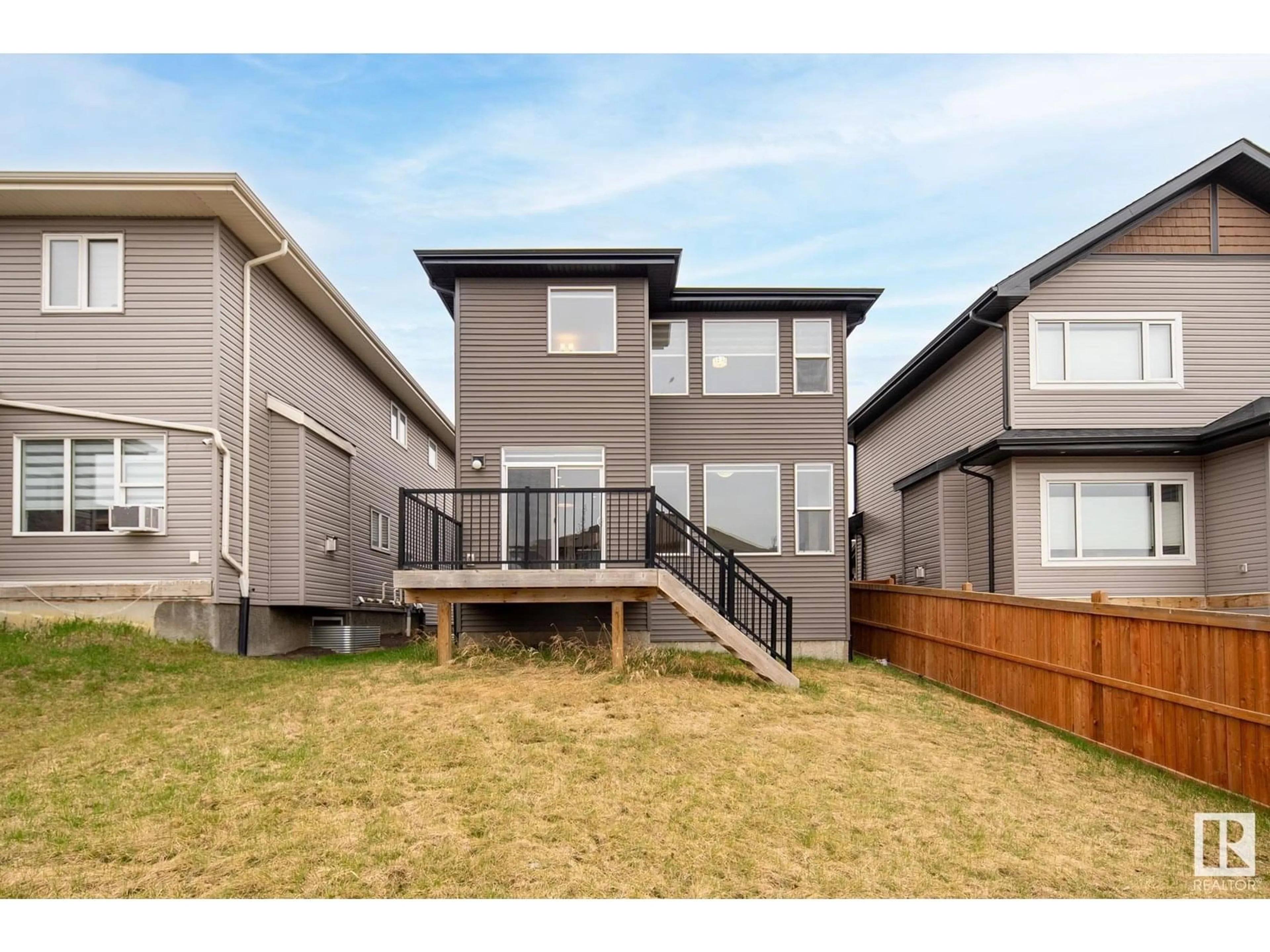 Unknown for 5404 22 AV, Edmonton Alberta T6X2H8