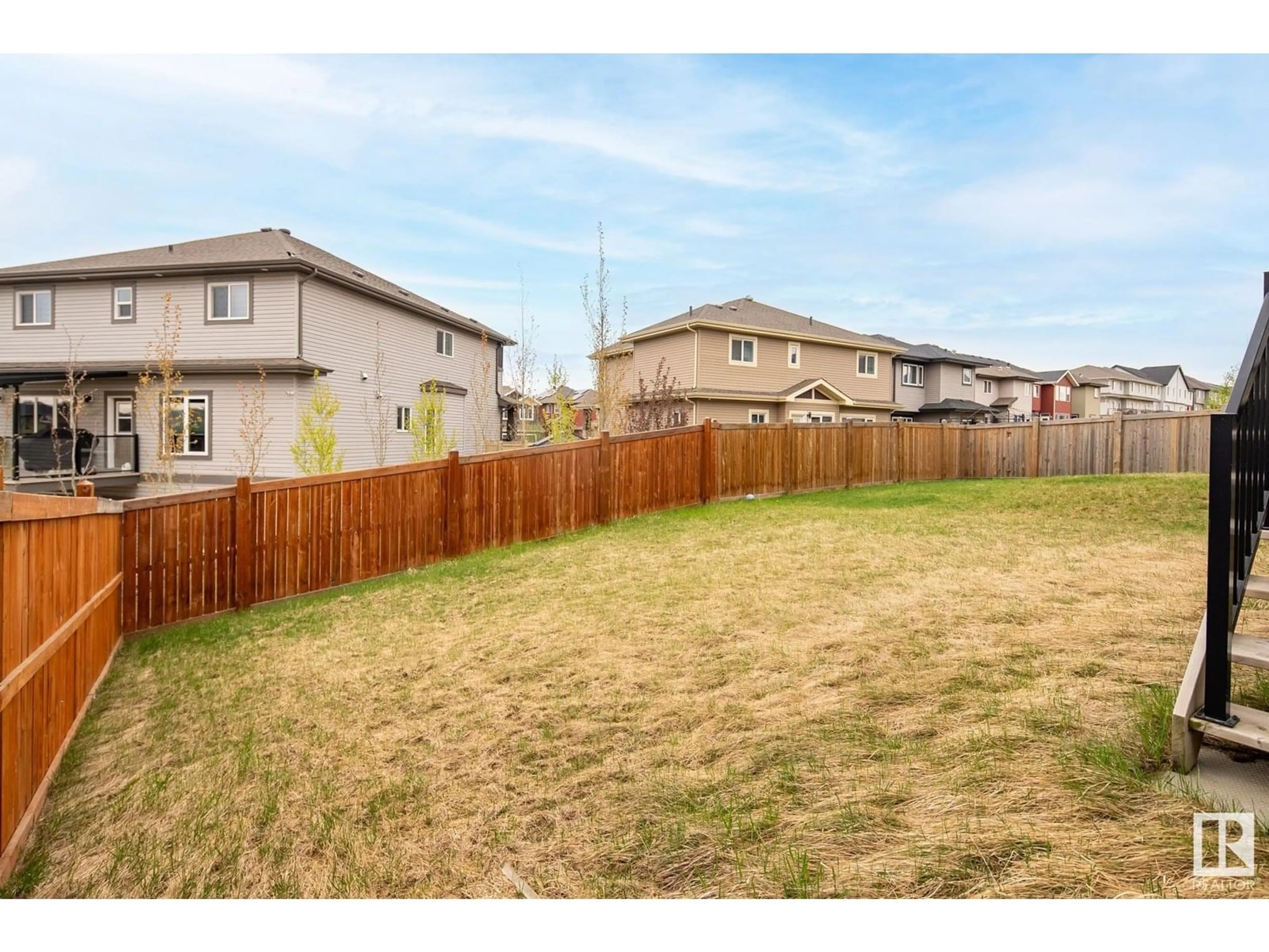 Unknown for 5404 22 AV, Edmonton Alberta T6X2H8