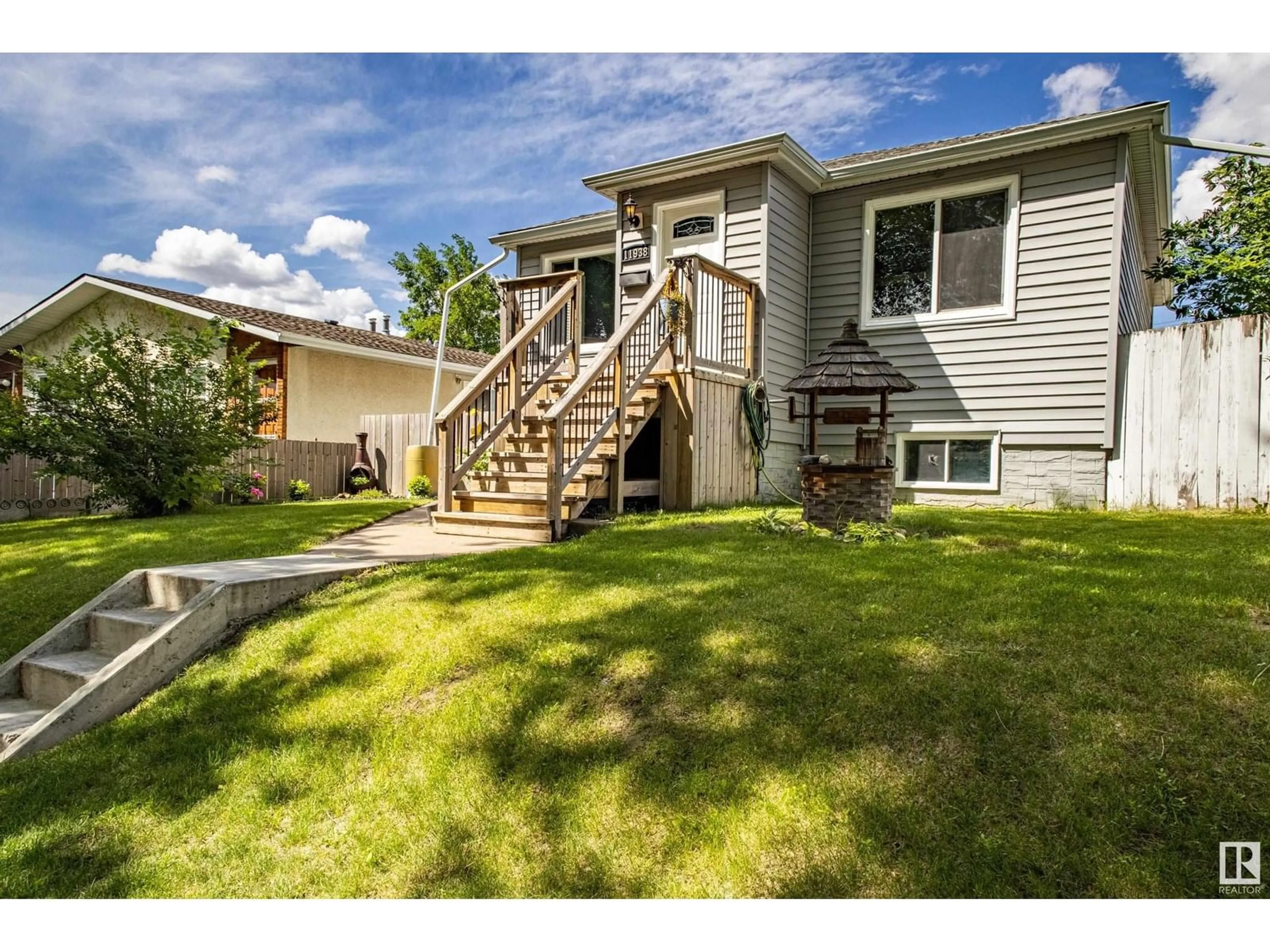 Patio, unknown for NW - 11938 56 ST, Edmonton Alberta T5W3S9