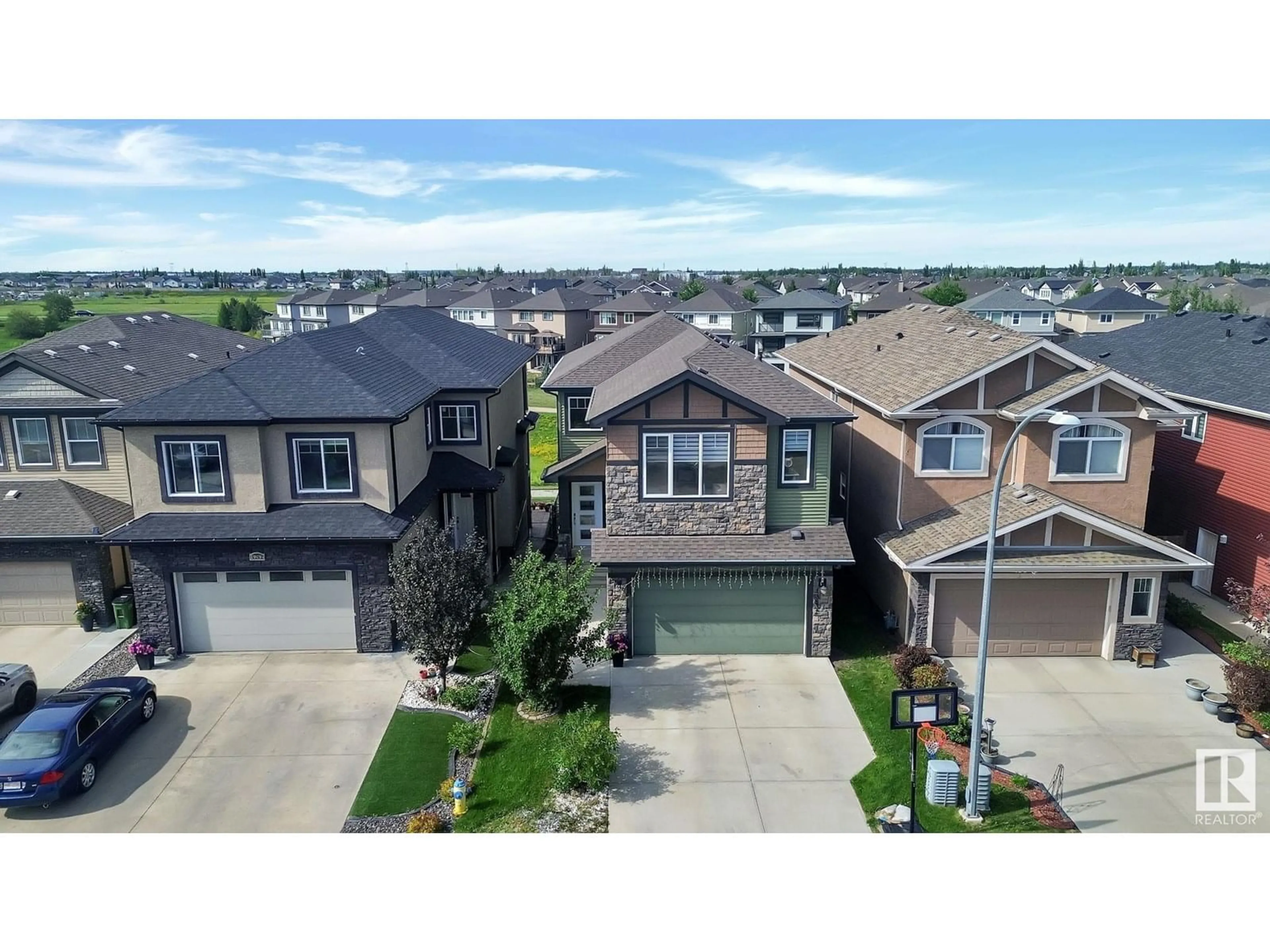 A pic from outside/outdoor area/front of a property/back of a property/a pic from drone, street for 13832 139 AV, Edmonton Alberta T6V0M1