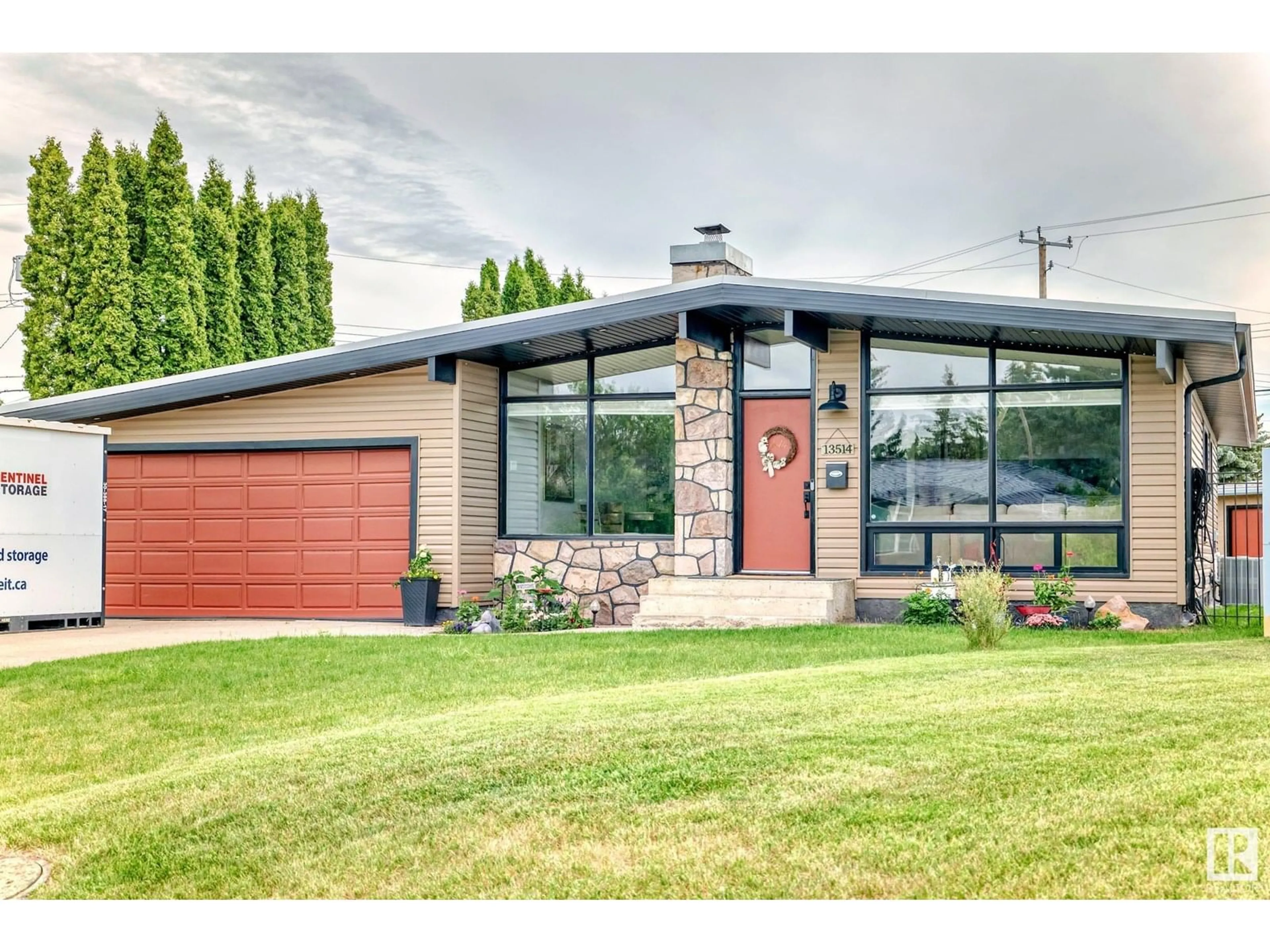 Home with brick exterior material, street for 13514 91 ST, Edmonton Alberta T5E3R1