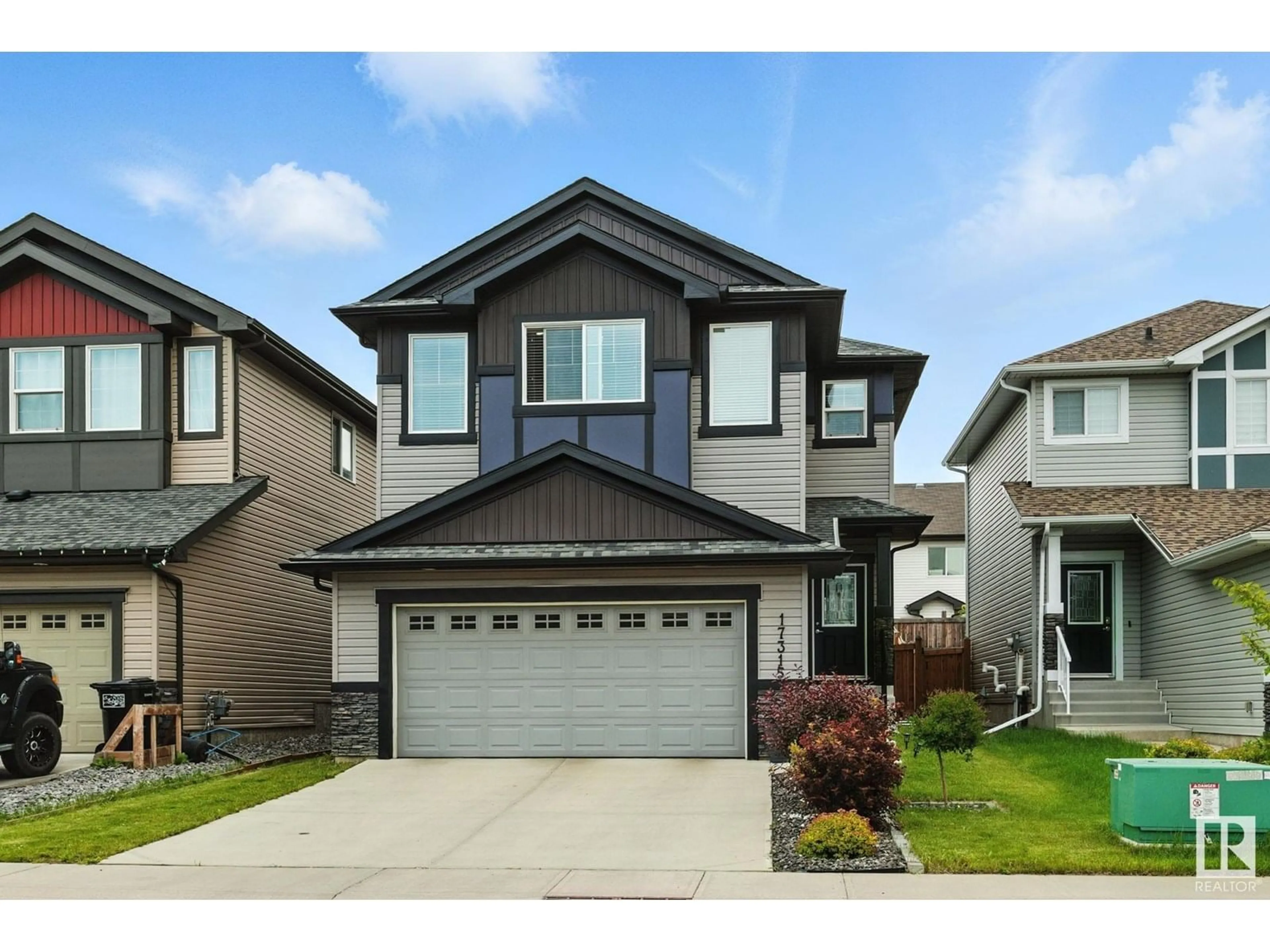 Home with vinyl exterior material, street for 17315 74 ST, Edmonton Alberta T5Z0J8