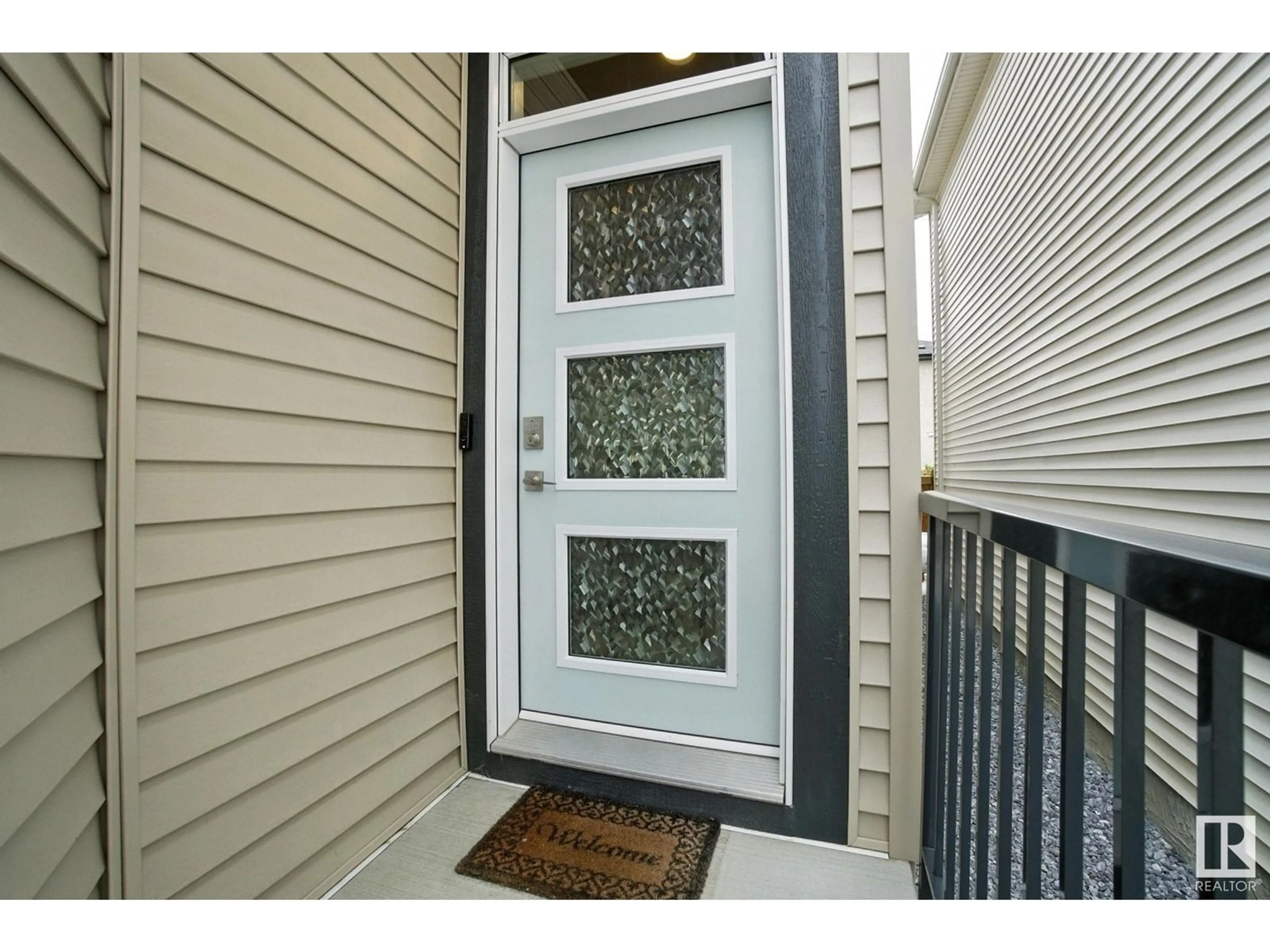 Indoor entryway for NW - 17367 100 ST, Edmonton Alberta T5X0M5