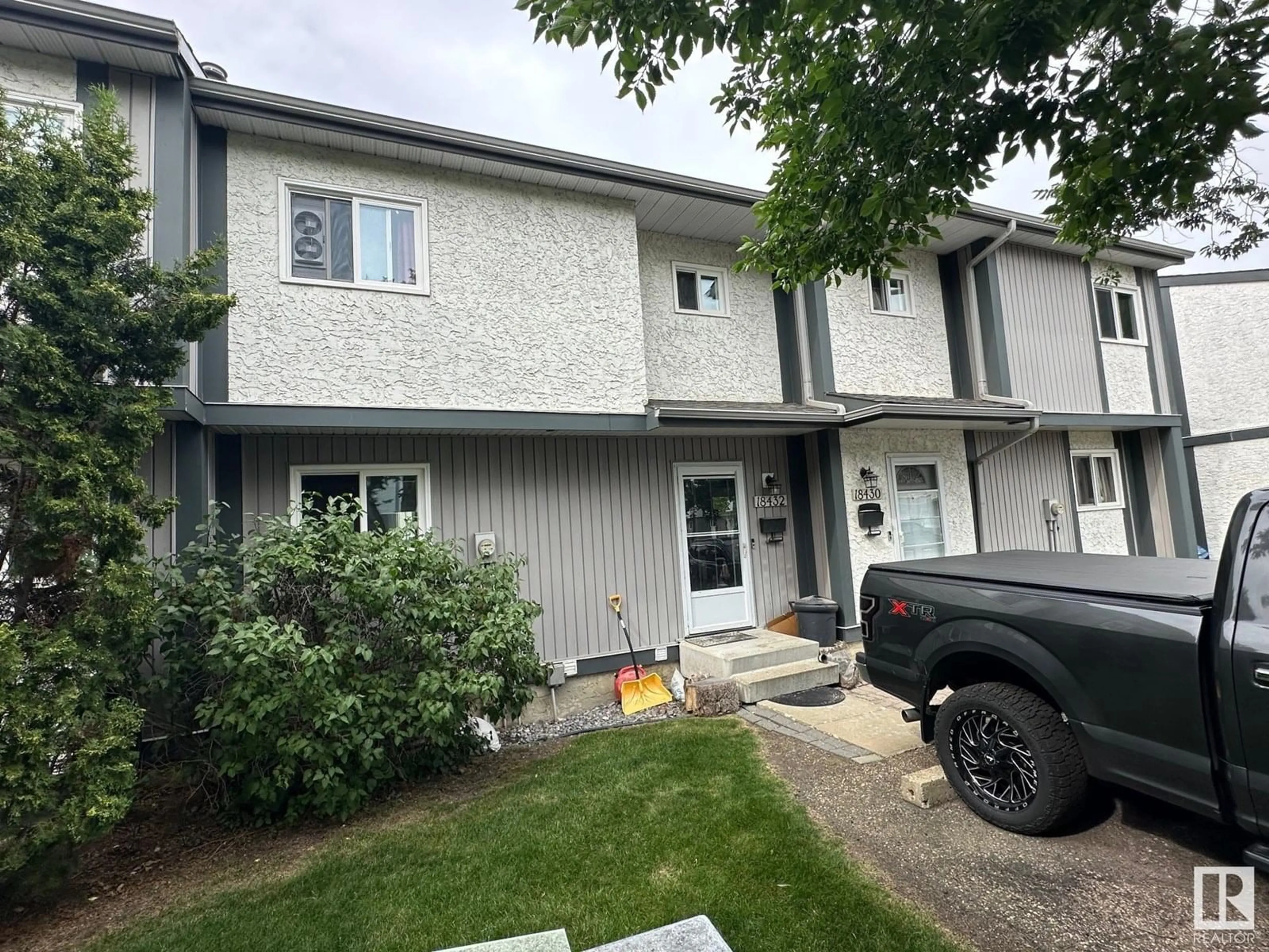 Unknown for NW - 18432 62B AV, Edmonton Alberta T5T2N7