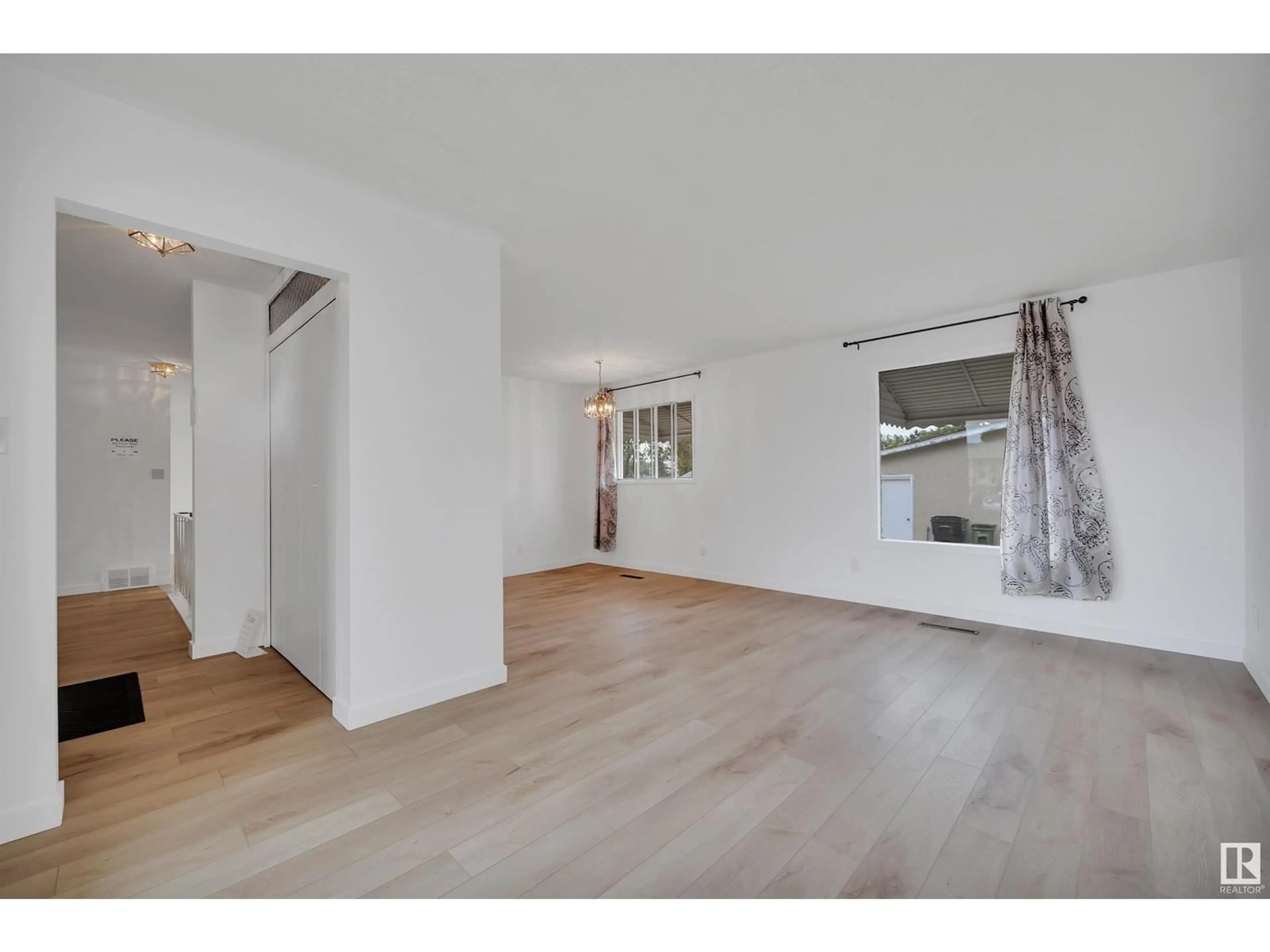 A pic of a room for 7203 138 AV, Edmonton Alberta T5C2L9