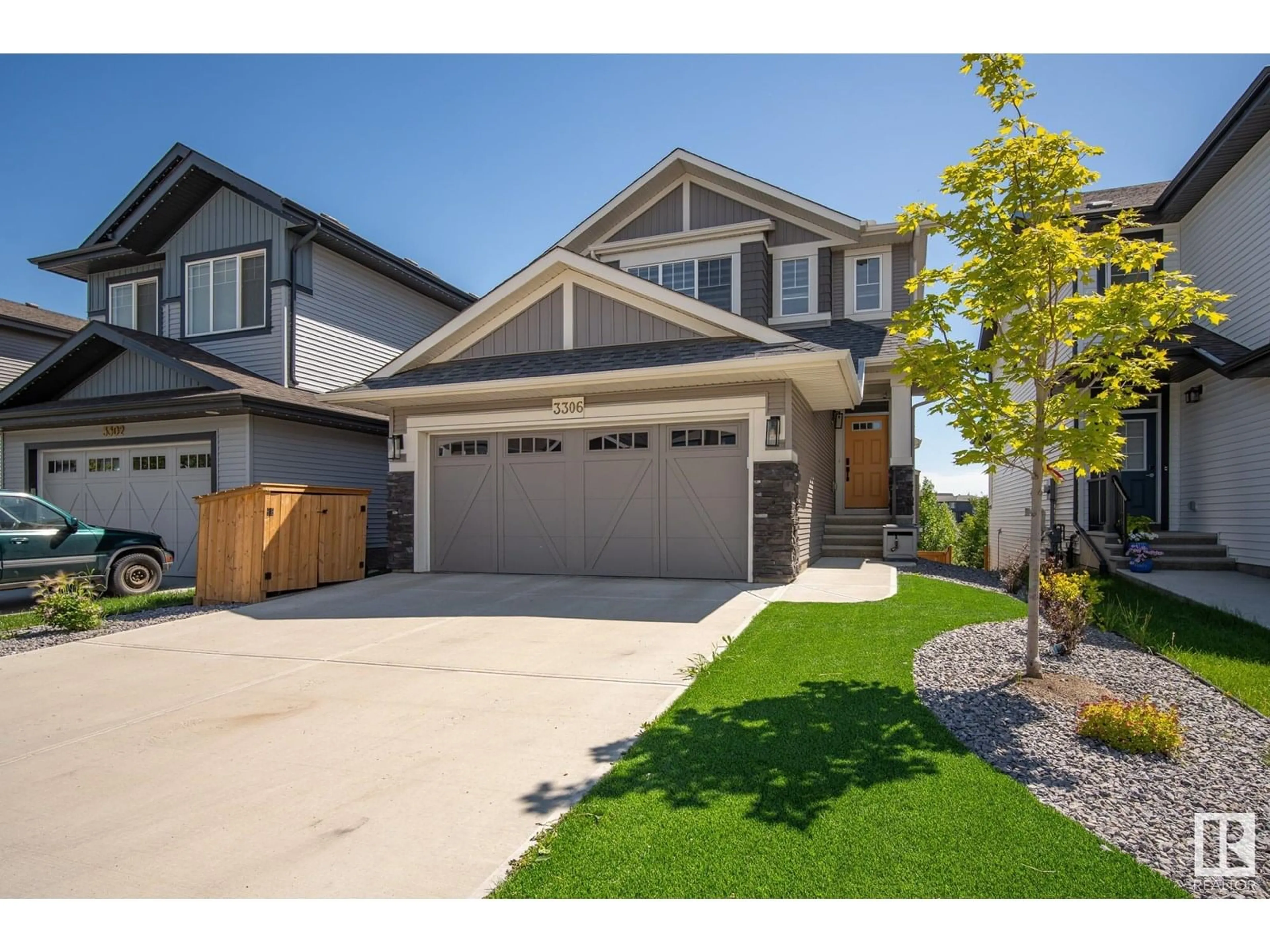 Home with vinyl exterior material, street for 3306 PARKER LO SW, Edmonton Alberta T6W4C2