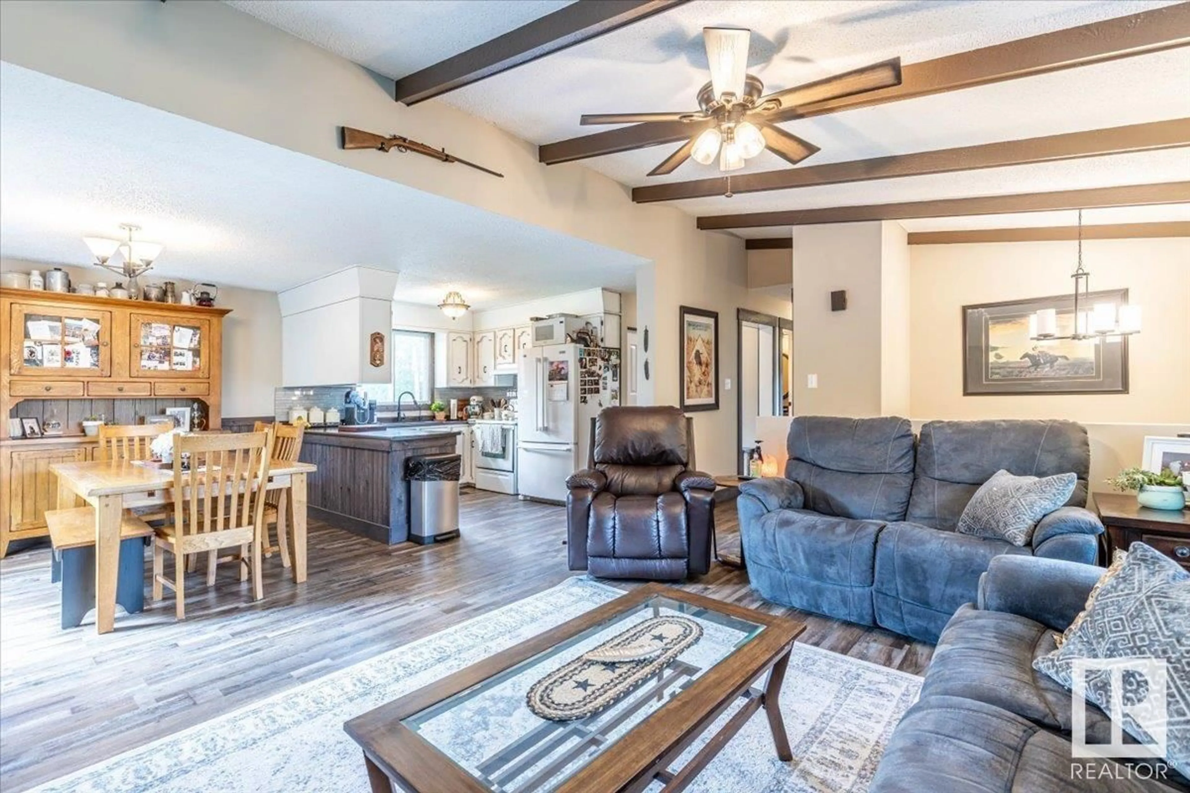 Living room with furniture, unknown for 48240 RGE ROAD 275, Rural Leduc County Alberta T0C0V0