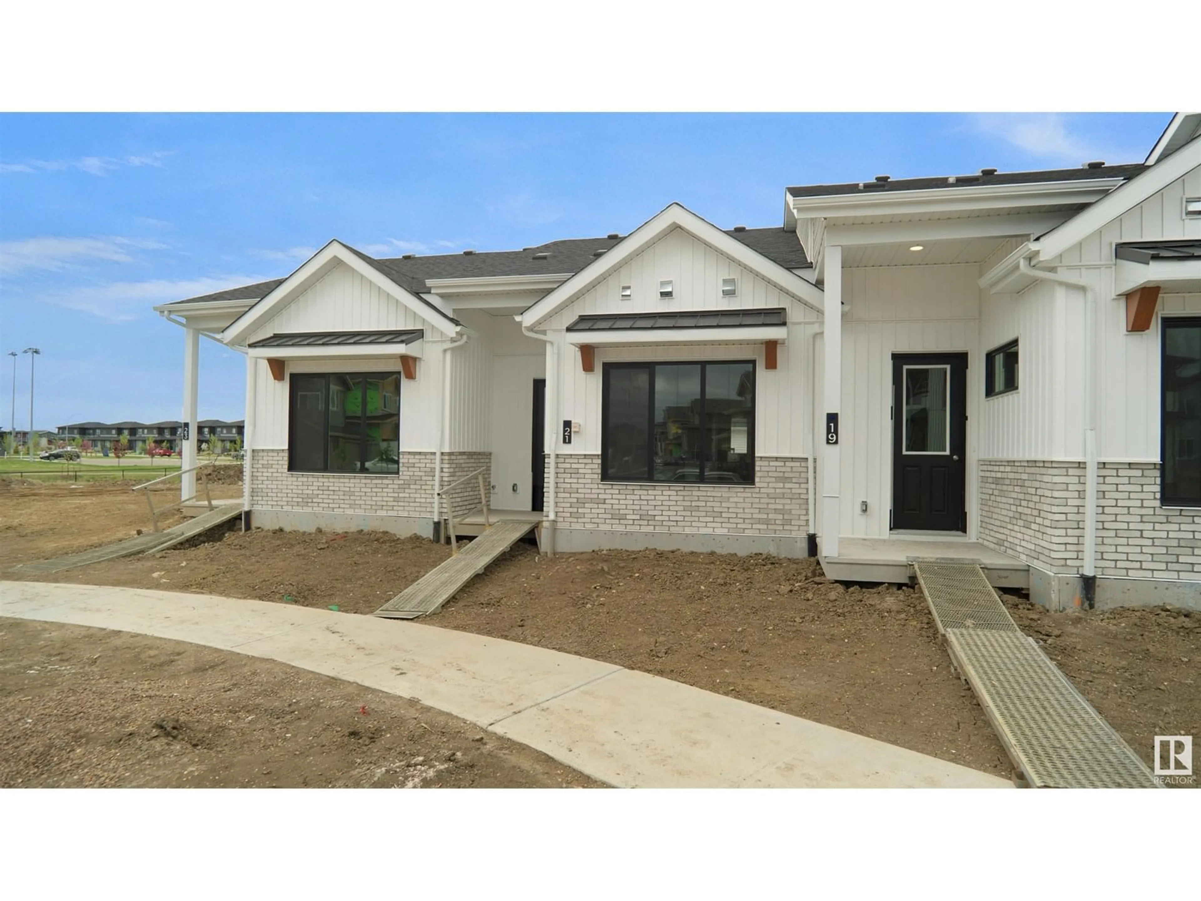 Home with vinyl exterior material, street for 7505 OBSERVER LN, Edmonton Alberta T5G2S5