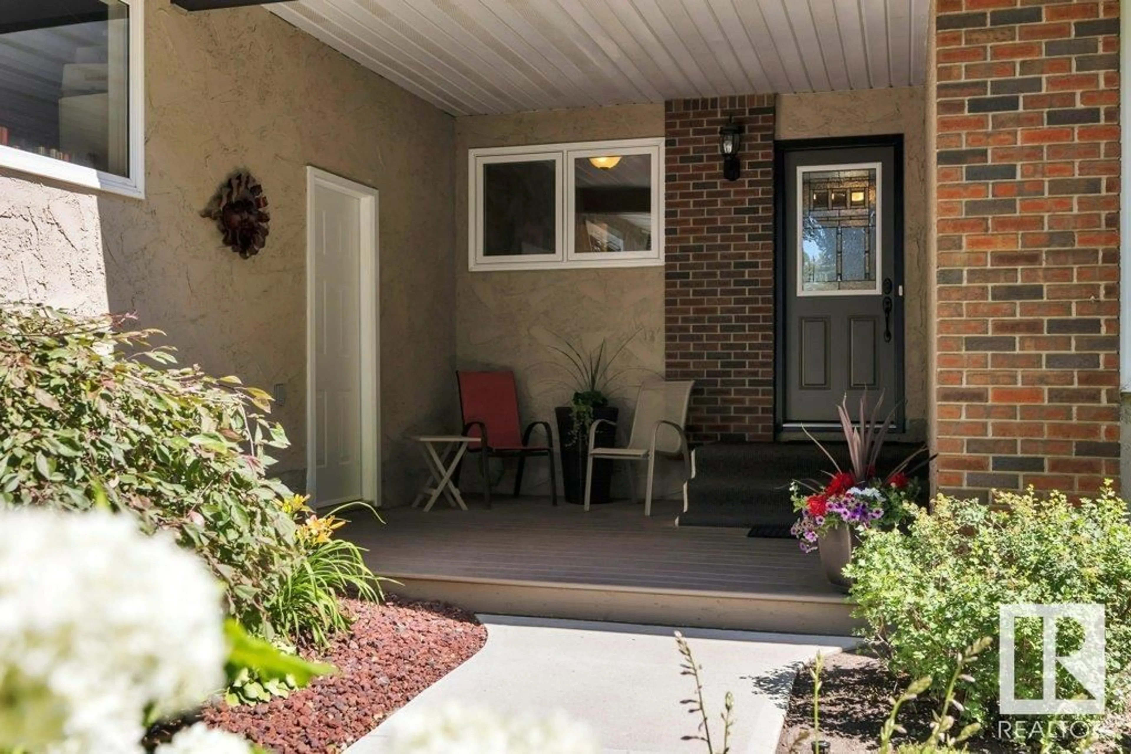 Patio, street for 60 FLINT CR, St. Albert Alberta T8N1Y8
