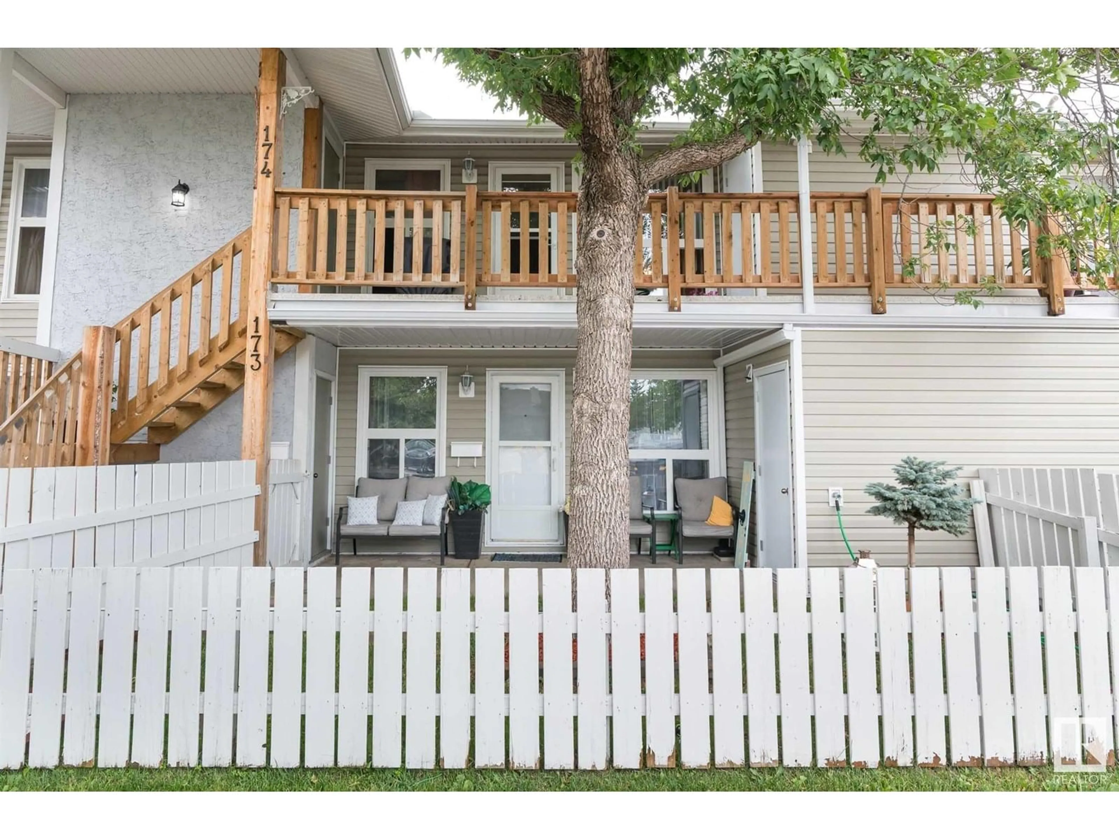 Home with vinyl exterior material, street for 173 - 2703 79 ST NW, Edmonton Alberta T6K3Z6