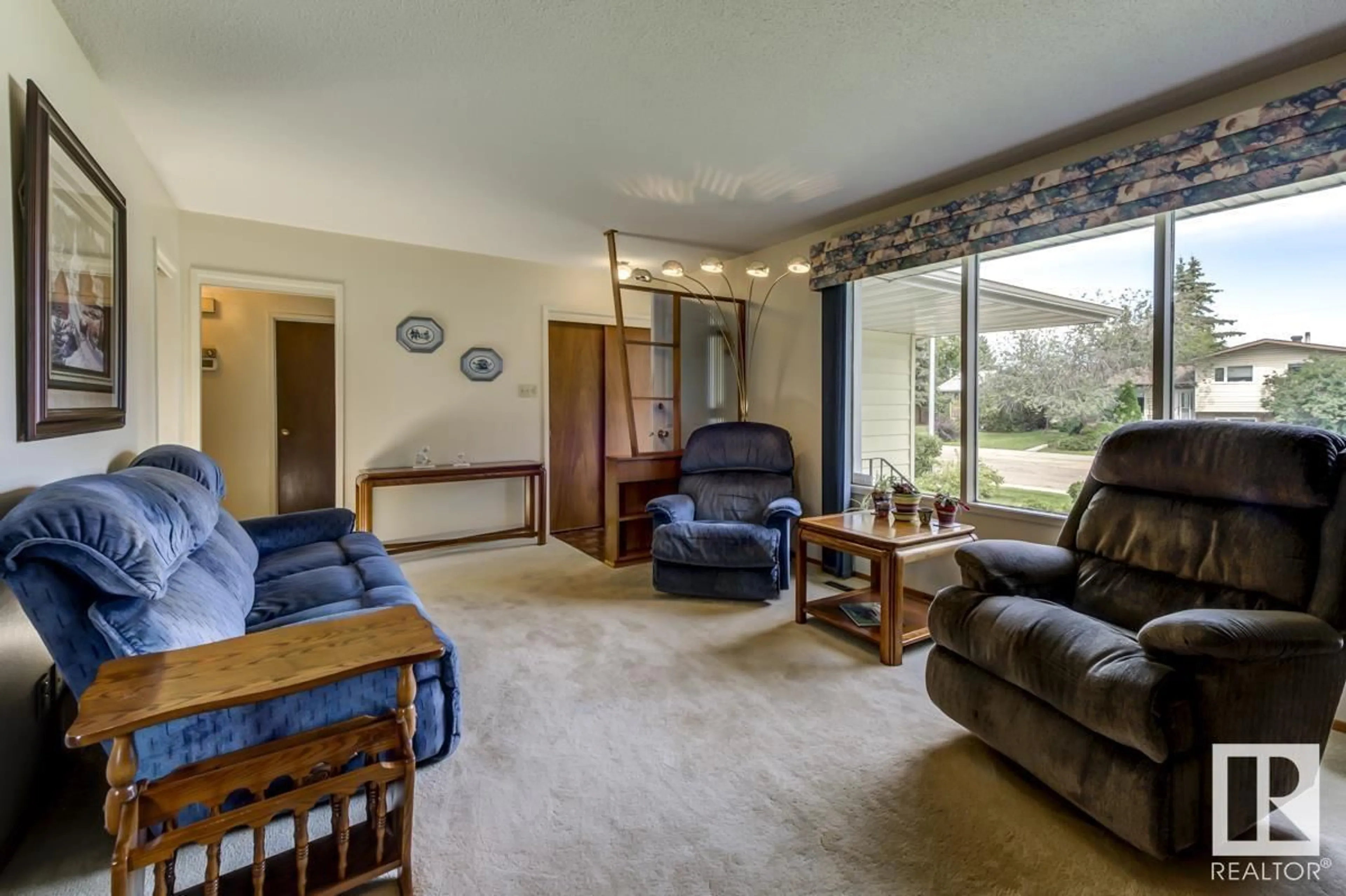 Living room with furniture, unknown for 16523 79A AV, Edmonton Alberta T5R3J2