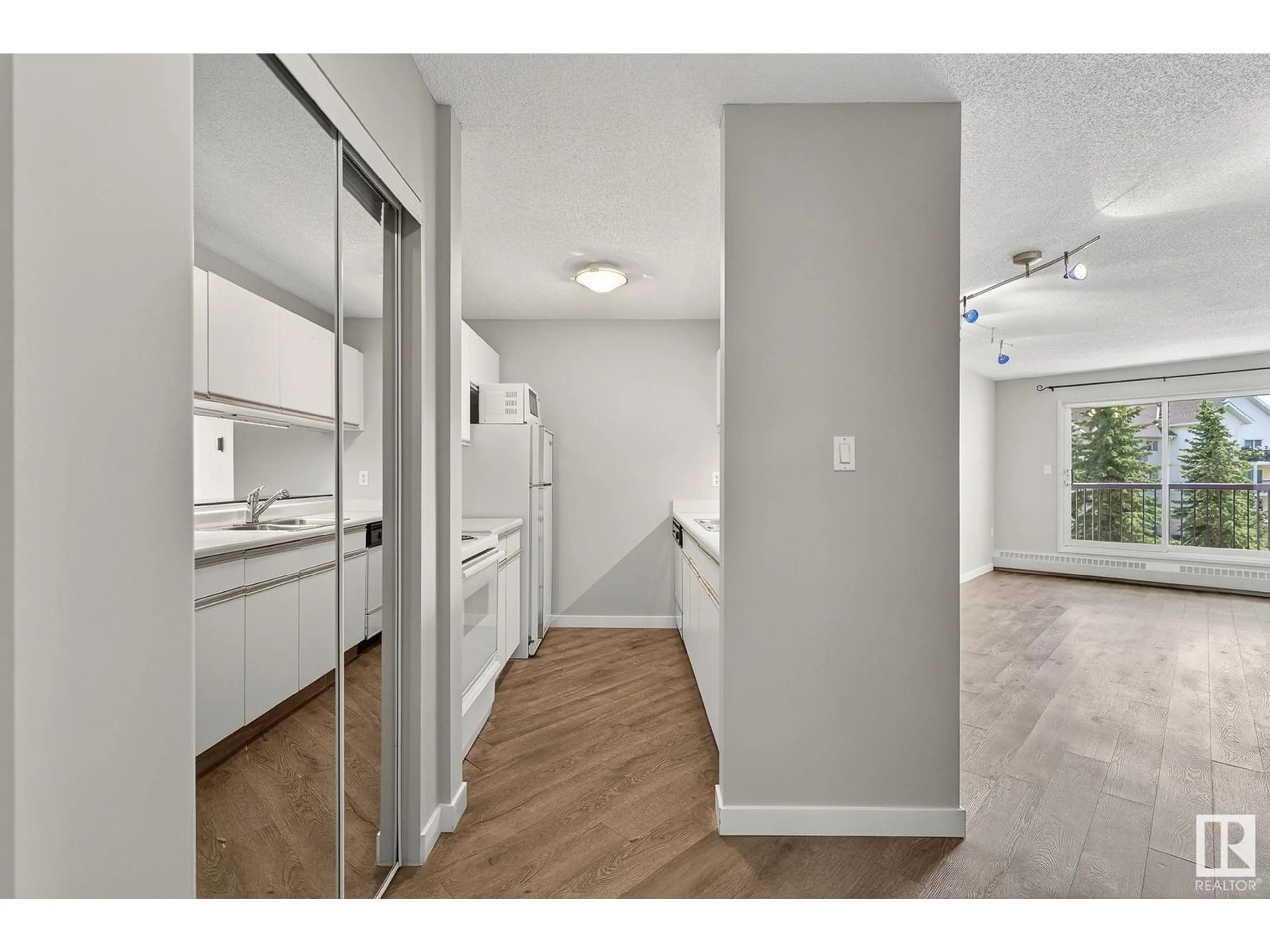 Unknown for #324 - 10636 120 ST, Edmonton Alberta T5H4L5