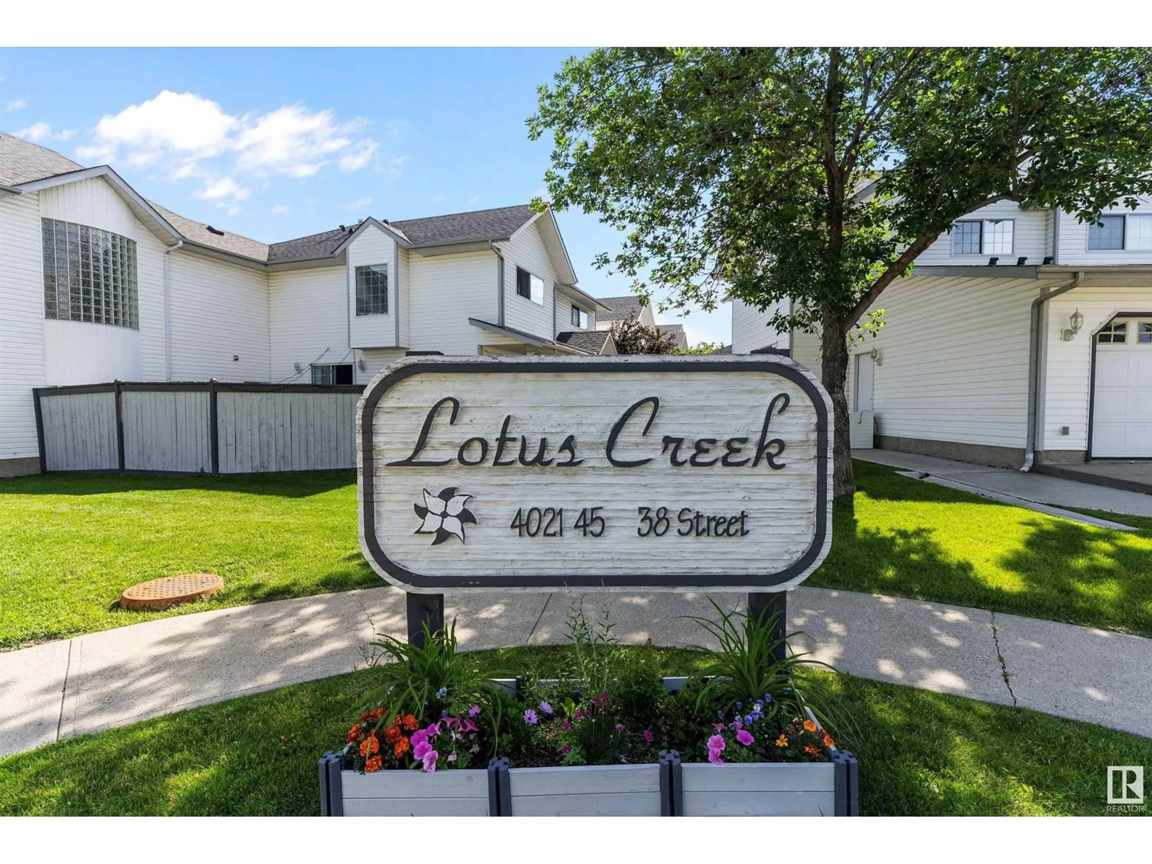 Unknown for 4023 38 ST, Edmonton Alberta T6L6W8