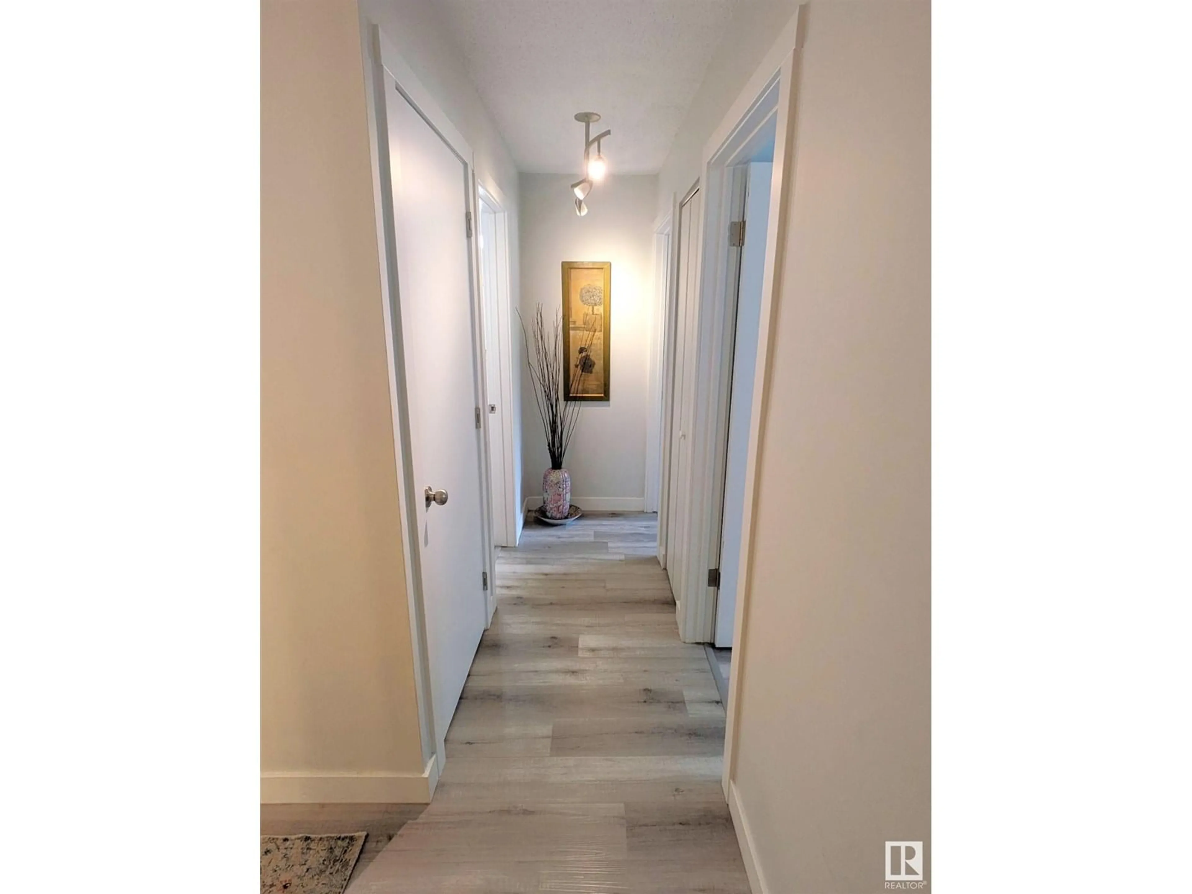 Indoor entryway for #304 - 10330 113 ST, Edmonton Alberta T5K1P6