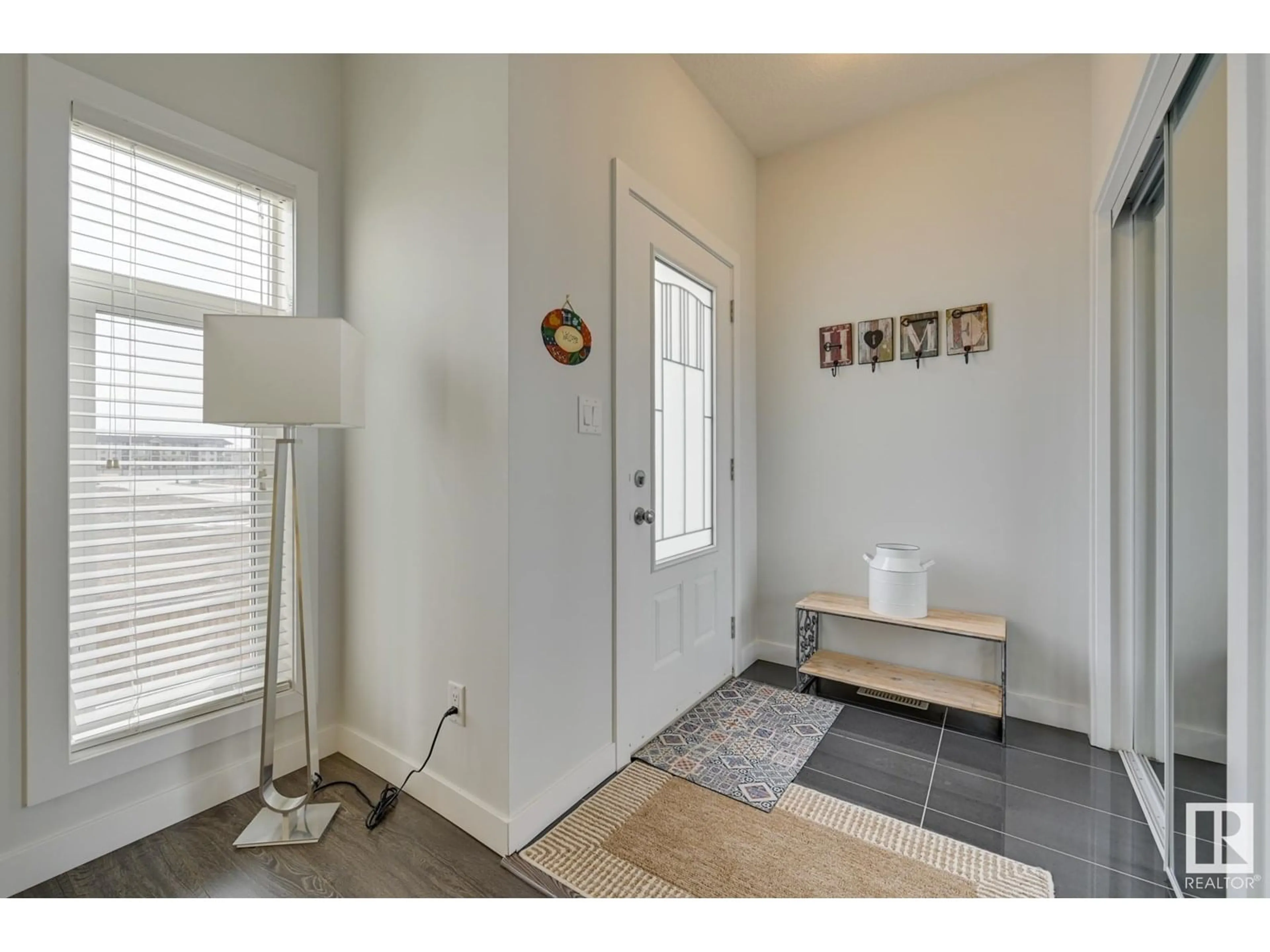 Indoor entryway for 723 - 35 172 ST, Edmonton Alberta T6W2N6