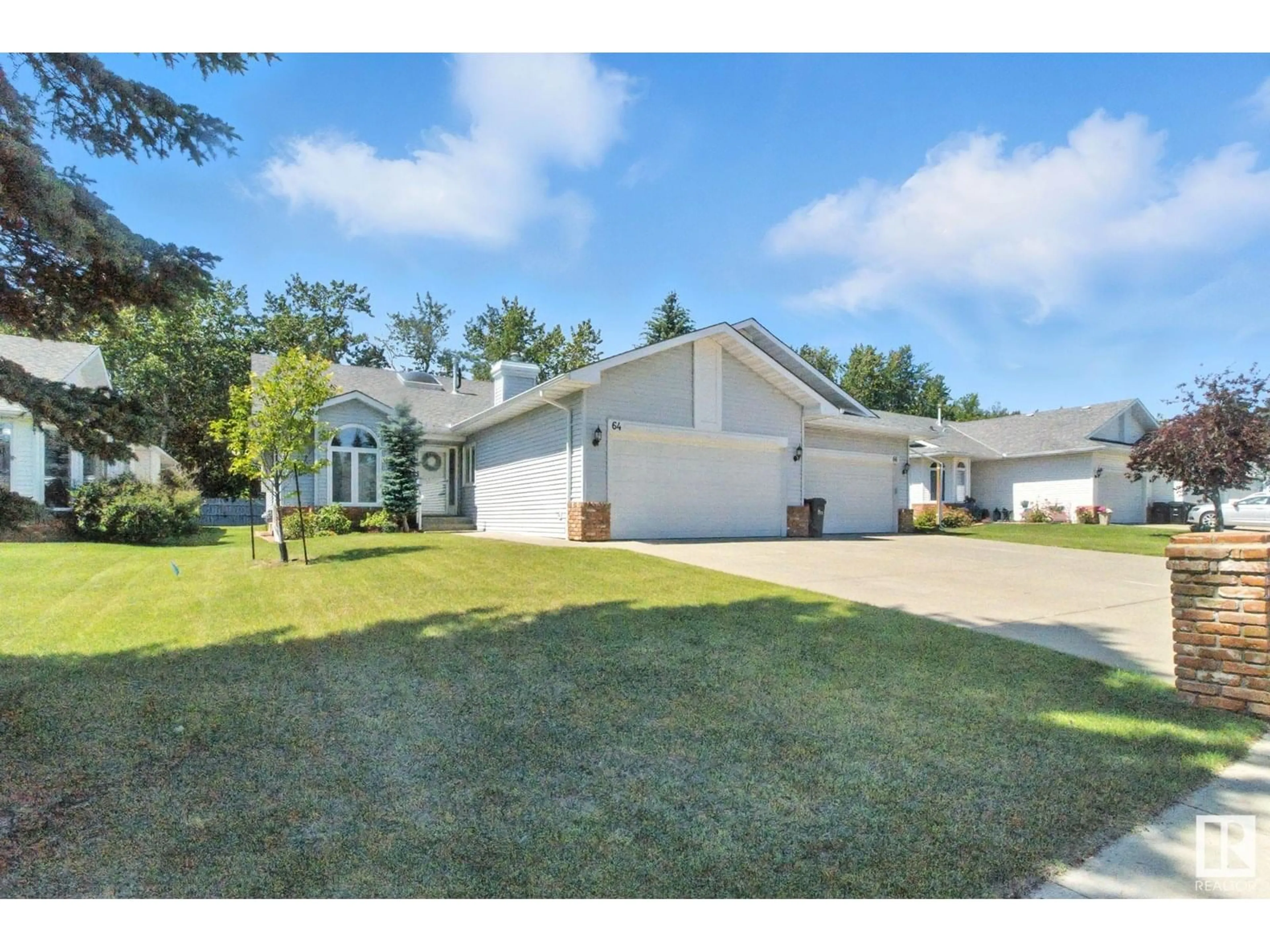 A pic from outside/outdoor area/front of a property/back of a property/a pic from drone, unknown for 64 GLENCOE PL, Sherwood Park Alberta T8A5L2