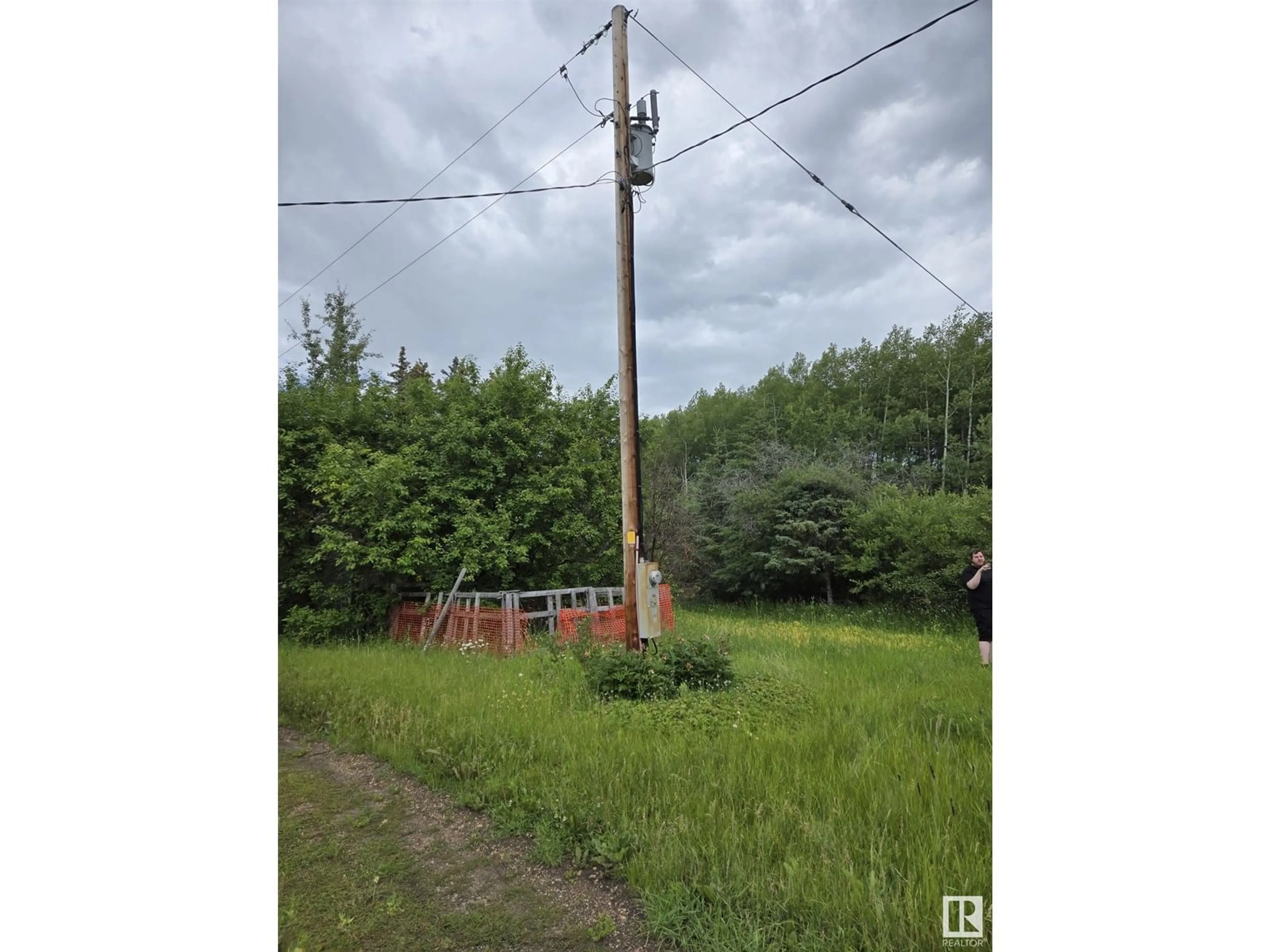 Shed for 21537 WYE RD, Rural Strathcona County Alberta T8E2J2