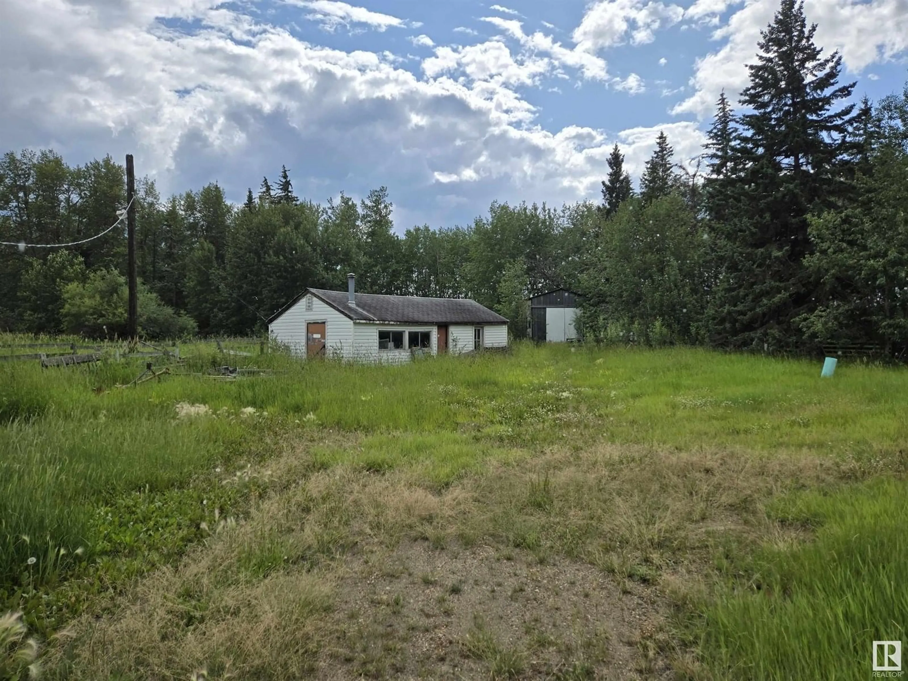 Shed for 21537 WYE RD, Rural Strathcona County Alberta T8E2J2