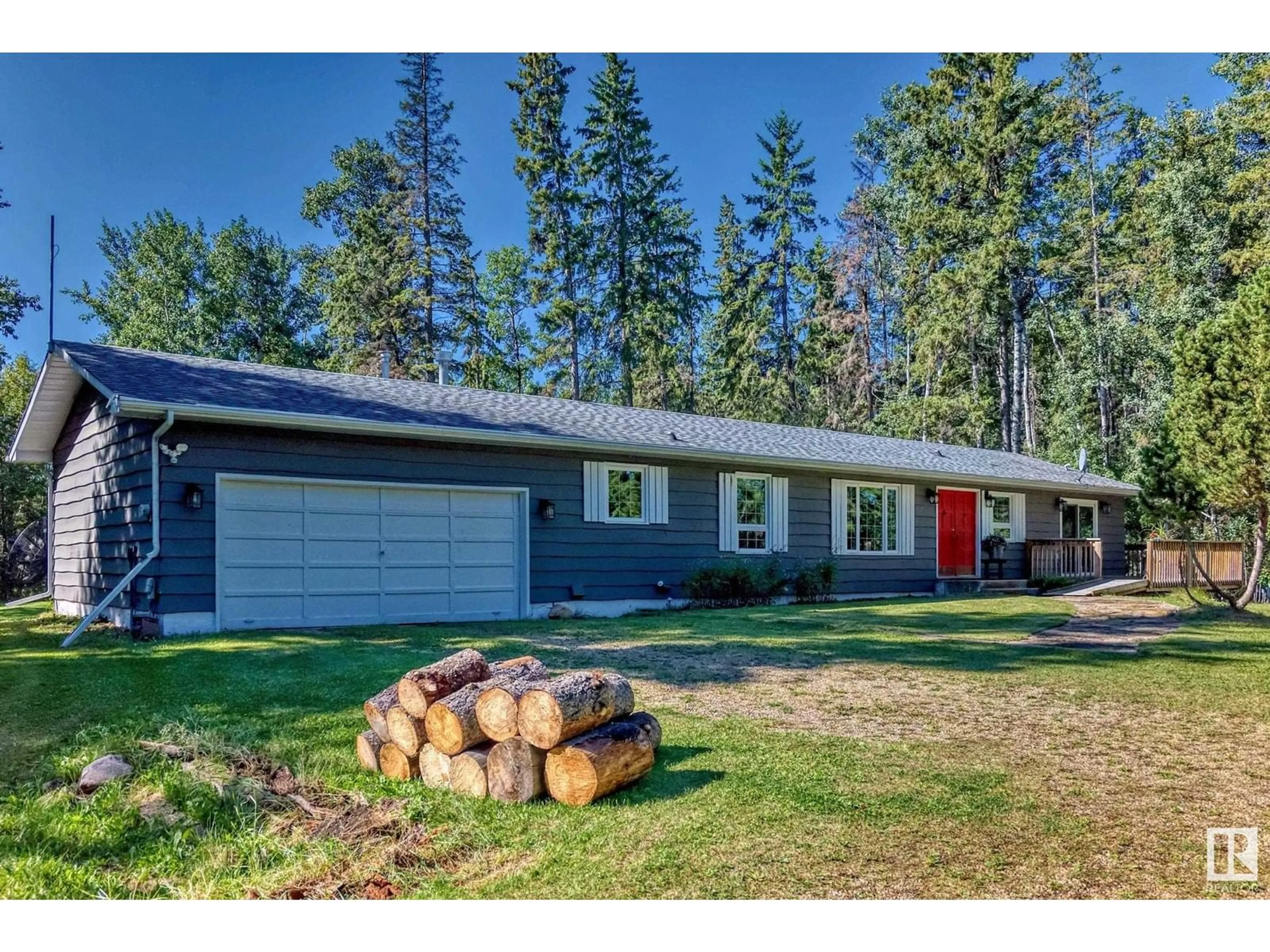 Home with vinyl exterior material, unknown for 97 52131 RGE ROAD 210, Rural Strathcona County Alberta T8A1A2