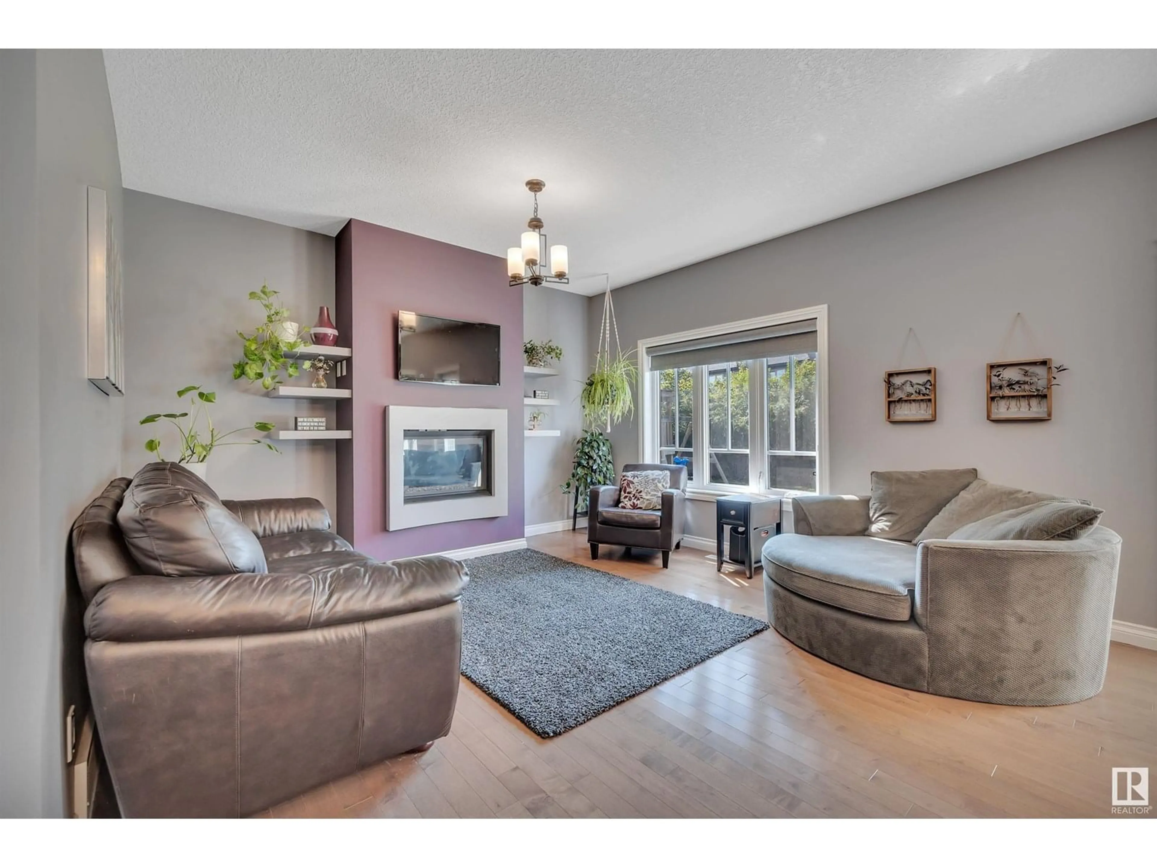 Living room with furniture, unknown for 631 ADAMS WY, Edmonton Alberta T6W0J9