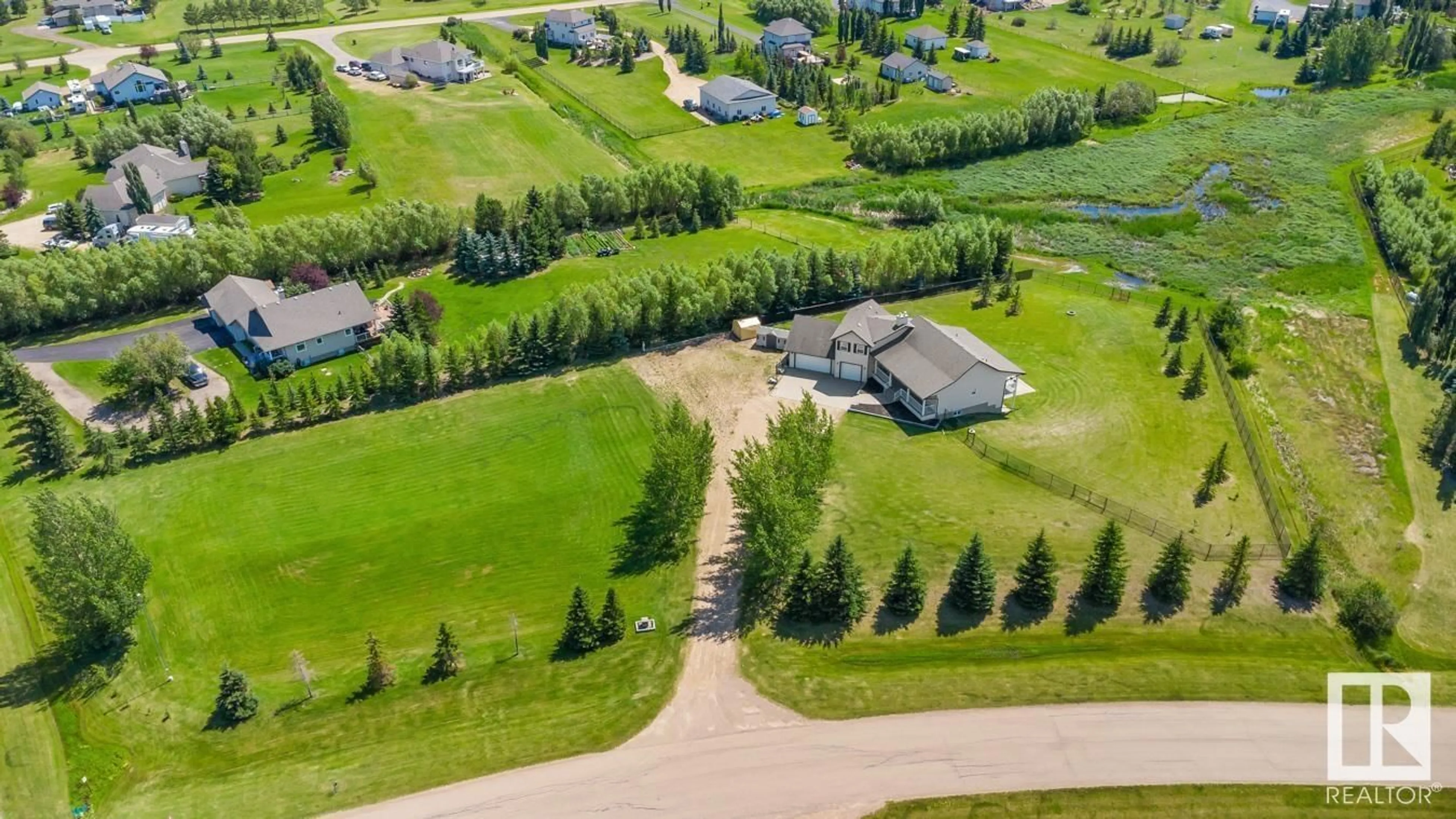 A pic from outside/outdoor area/front of a property/back of a property/a pic from drone, unknown for 52358 - 361 RGE ROAD 225, Rural Strathcona County Alberta T8C1N7
