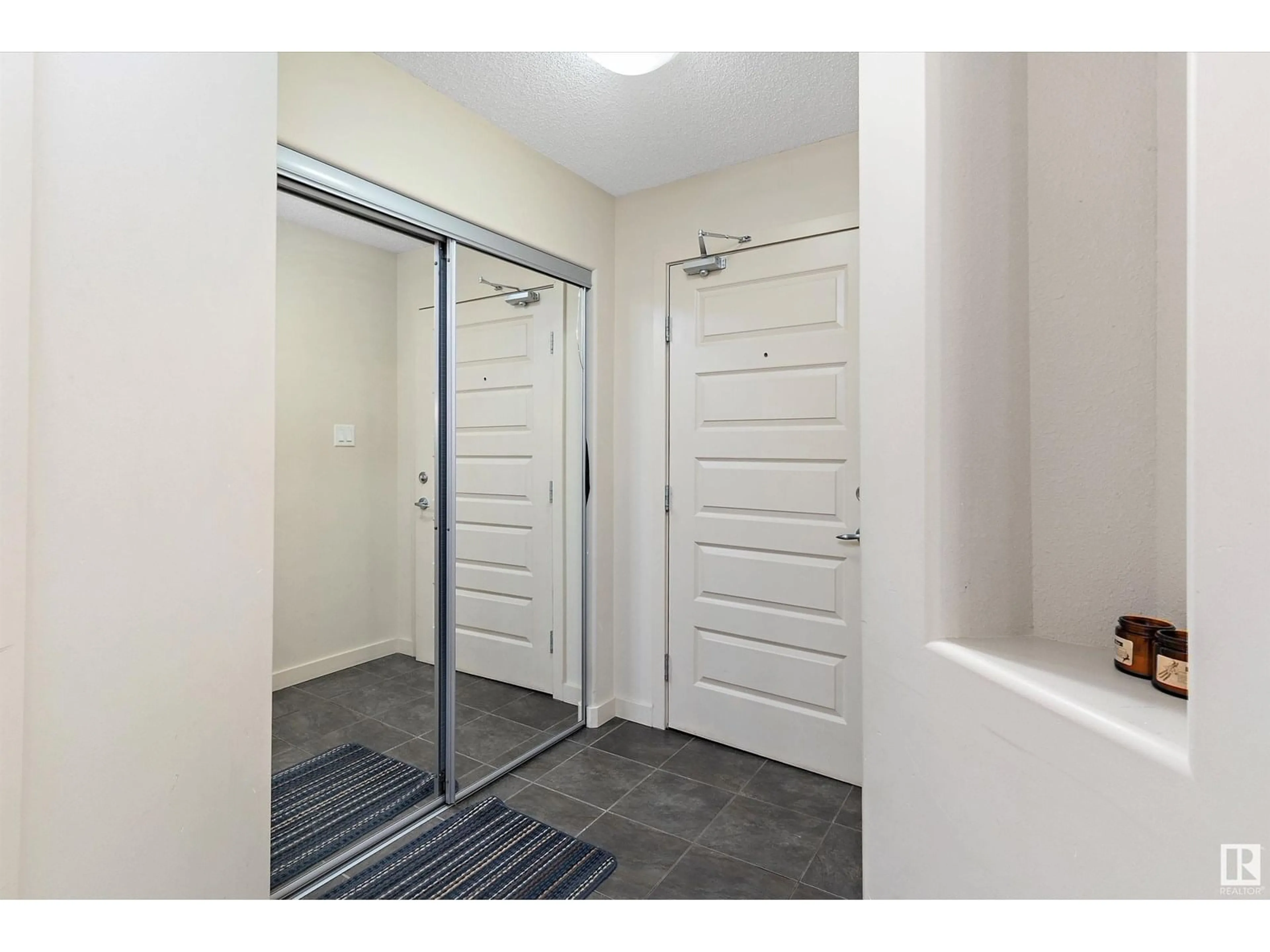 Indoor entryway for #132 - 11603 ELLERSLIE RD, Edmonton Alberta T6W0J3
