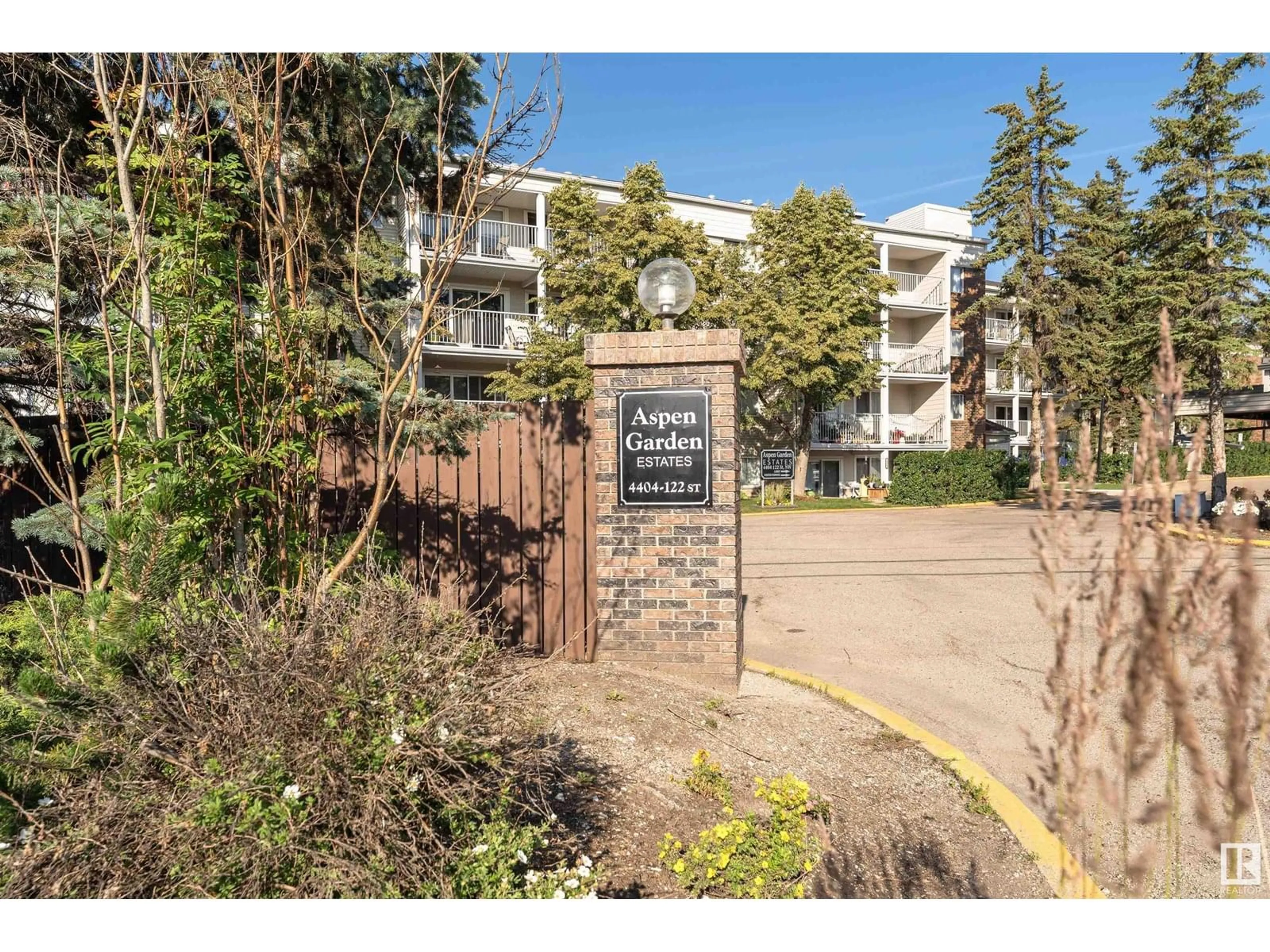 Unknown for 235 - 4404 122 ST, Edmonton Alberta T6J4A9