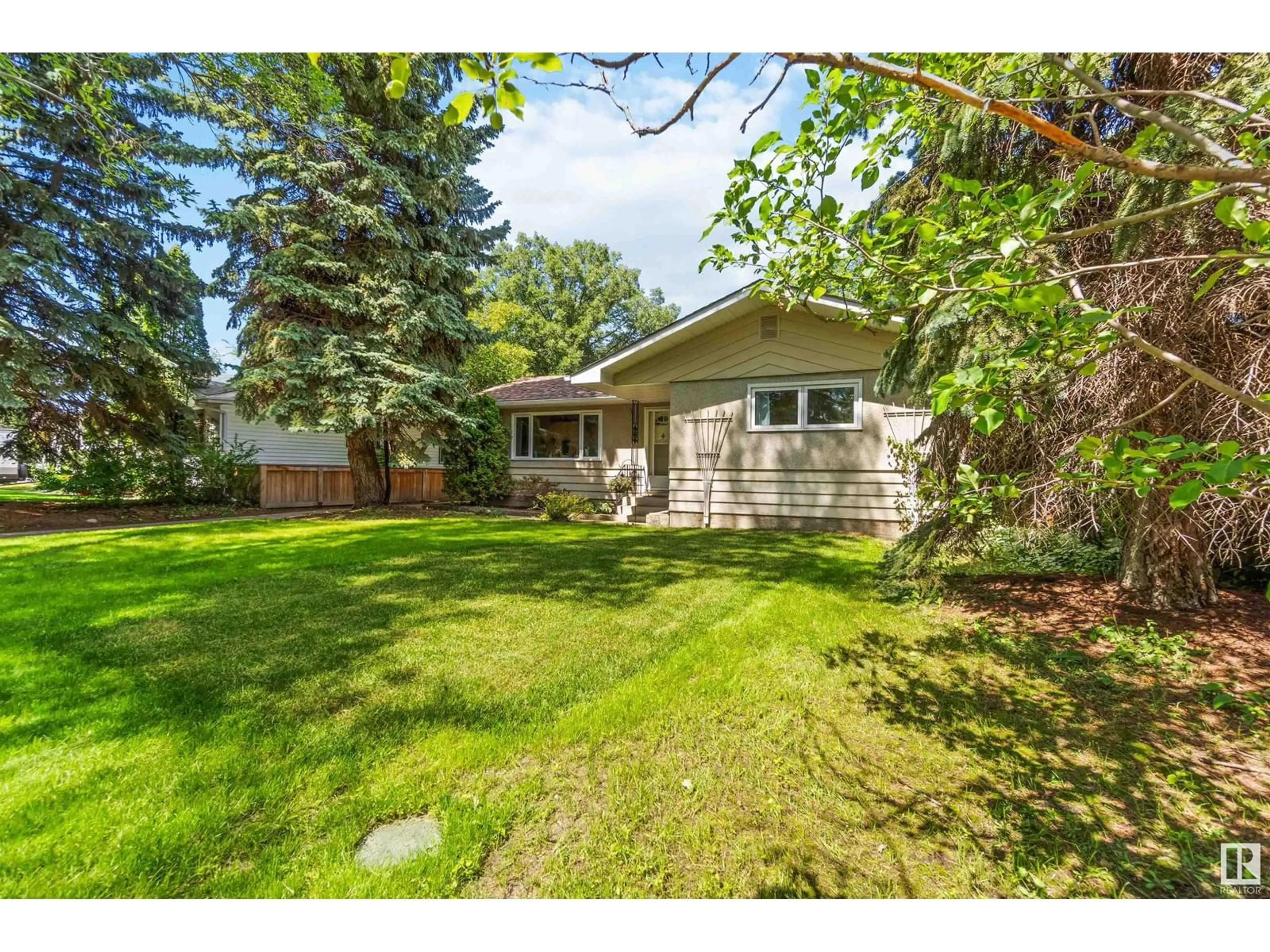 Unknown for 30 HAZEL ST, Sherwood Park Alberta T8A1H6
