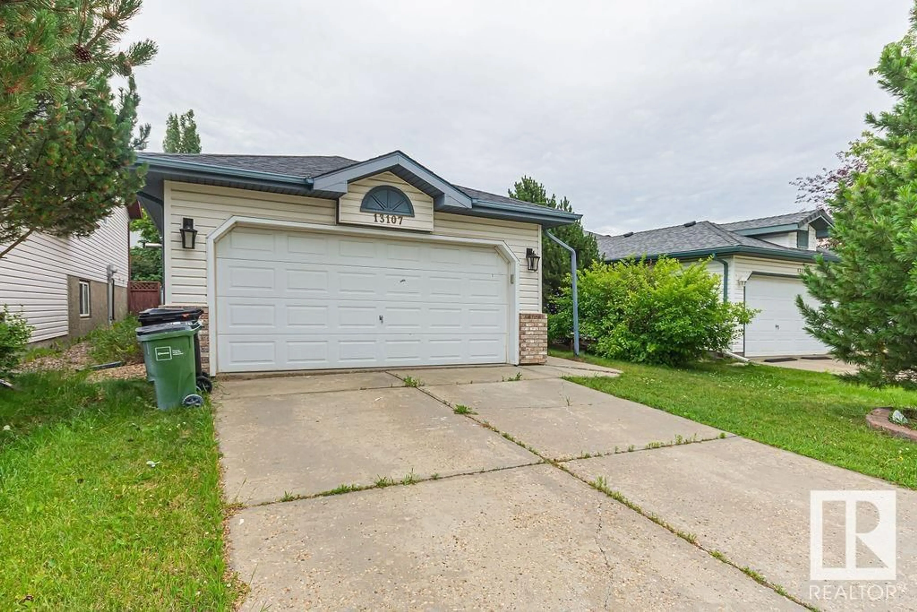 Unknown for 13107 36 ST, Edmonton Alberta T5A5C7