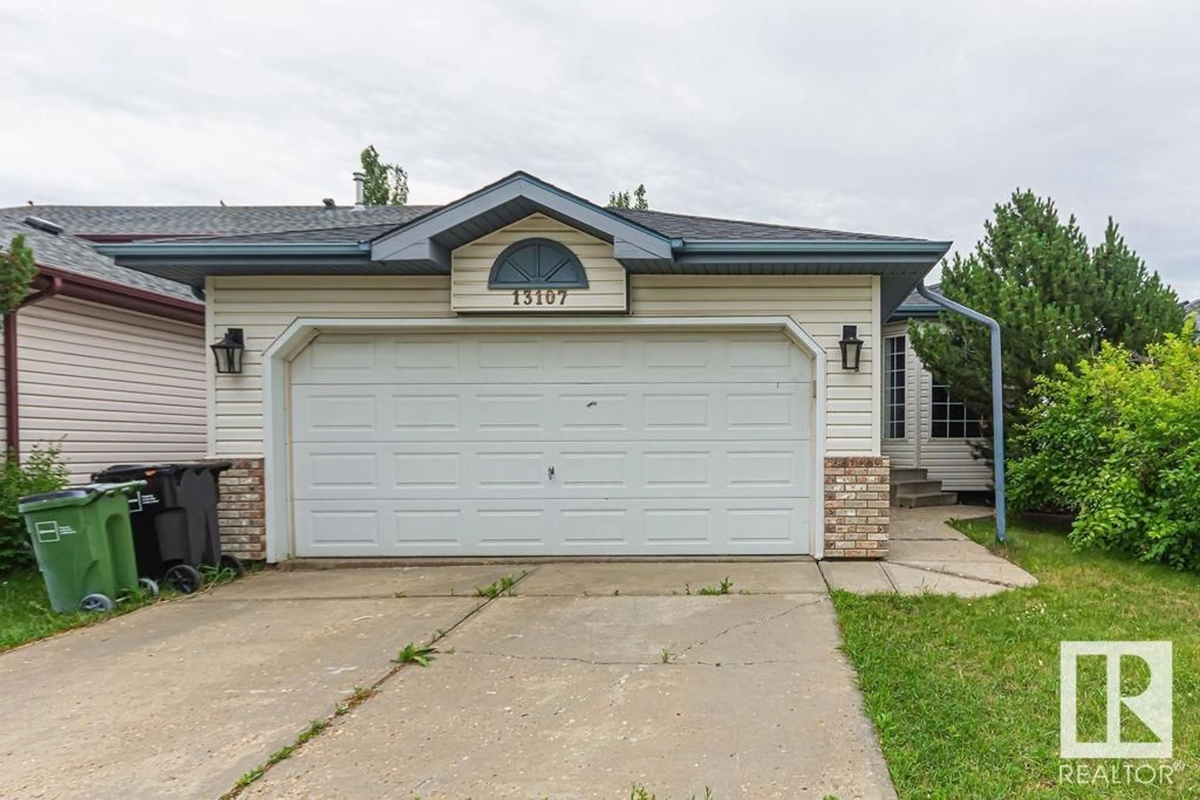 Unknown for 13107 36 ST, Edmonton Alberta T5A5C7