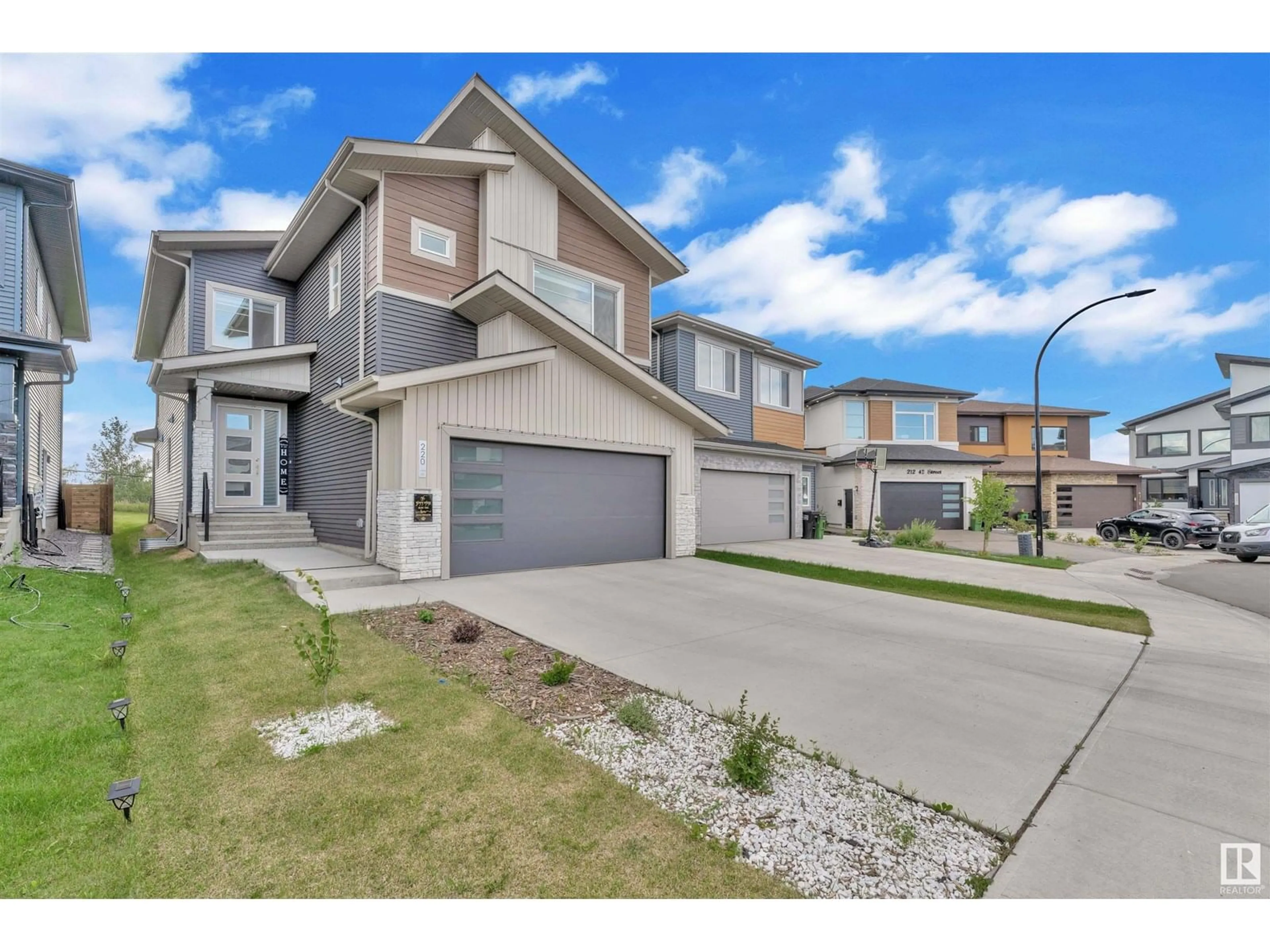 A pic from outside/outdoor area/front of a property/back of a property/a pic from drone, street for SW - 220 42 ST, Edmonton Alberta T6X3A2