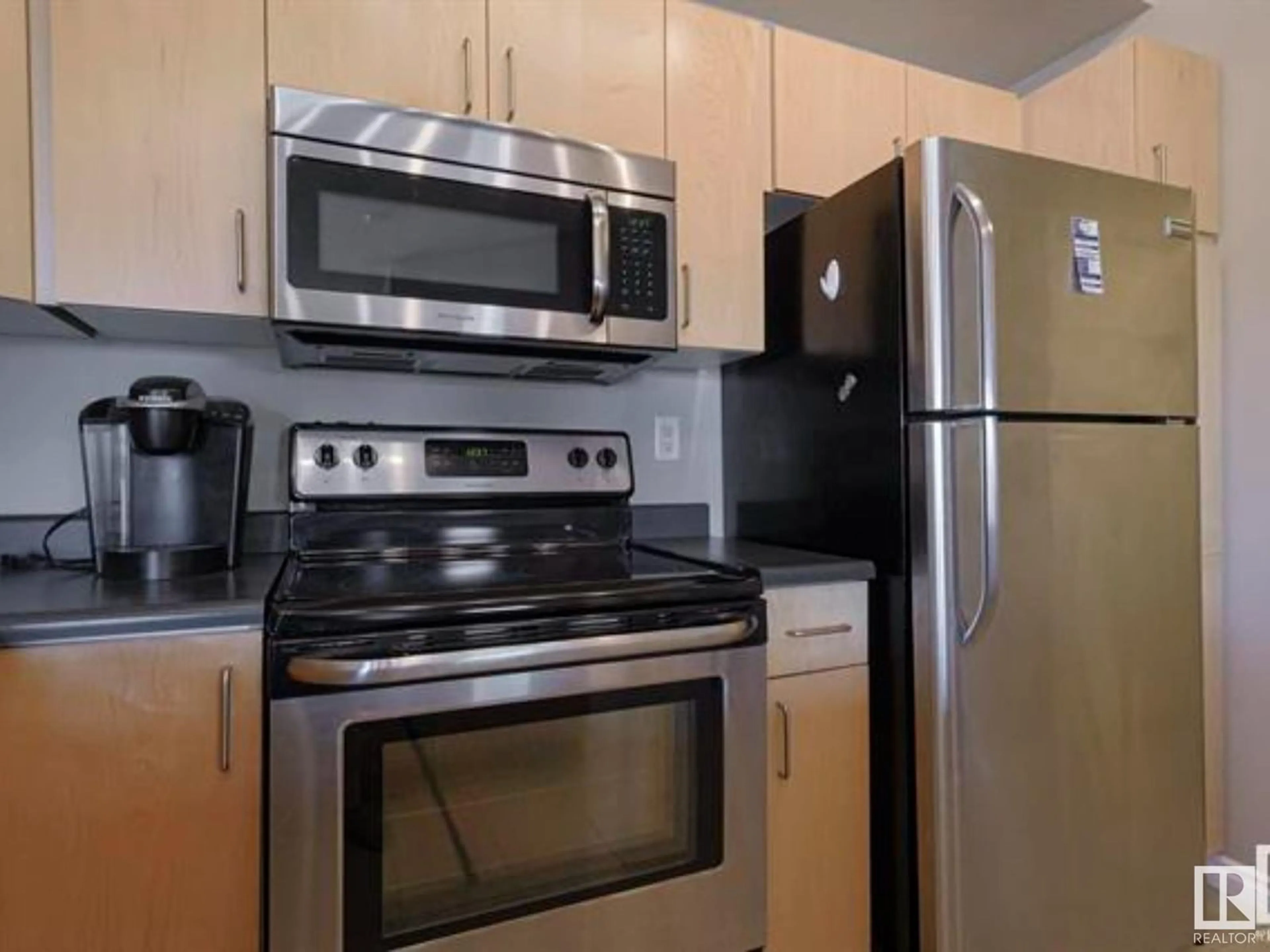 Standard kitchen, unknown for 202 - 10707 102 AV, Edmonton Alberta T5J5E4