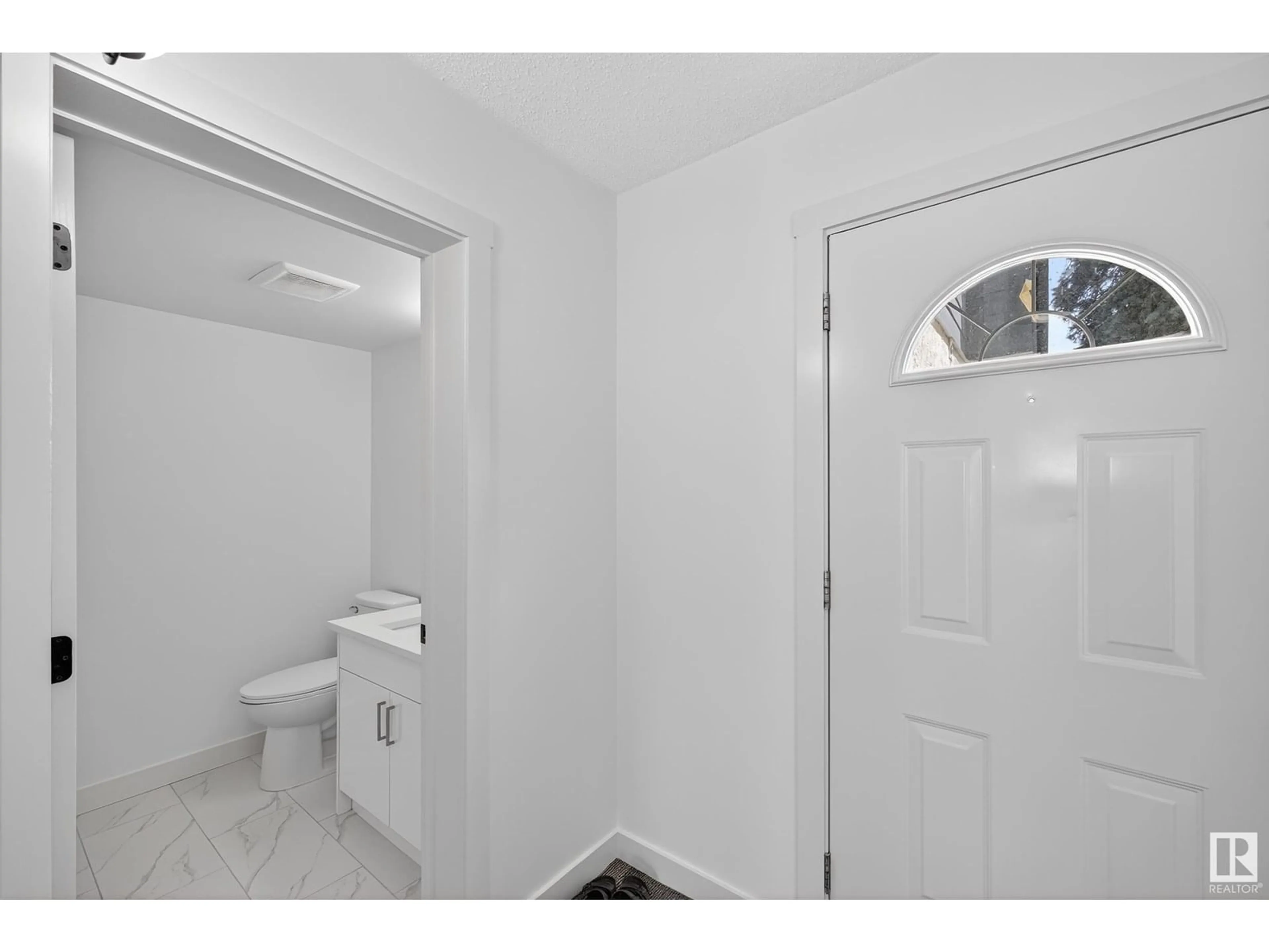 Unknown for 17136 100 ST, Edmonton Alberta T5X5H3
