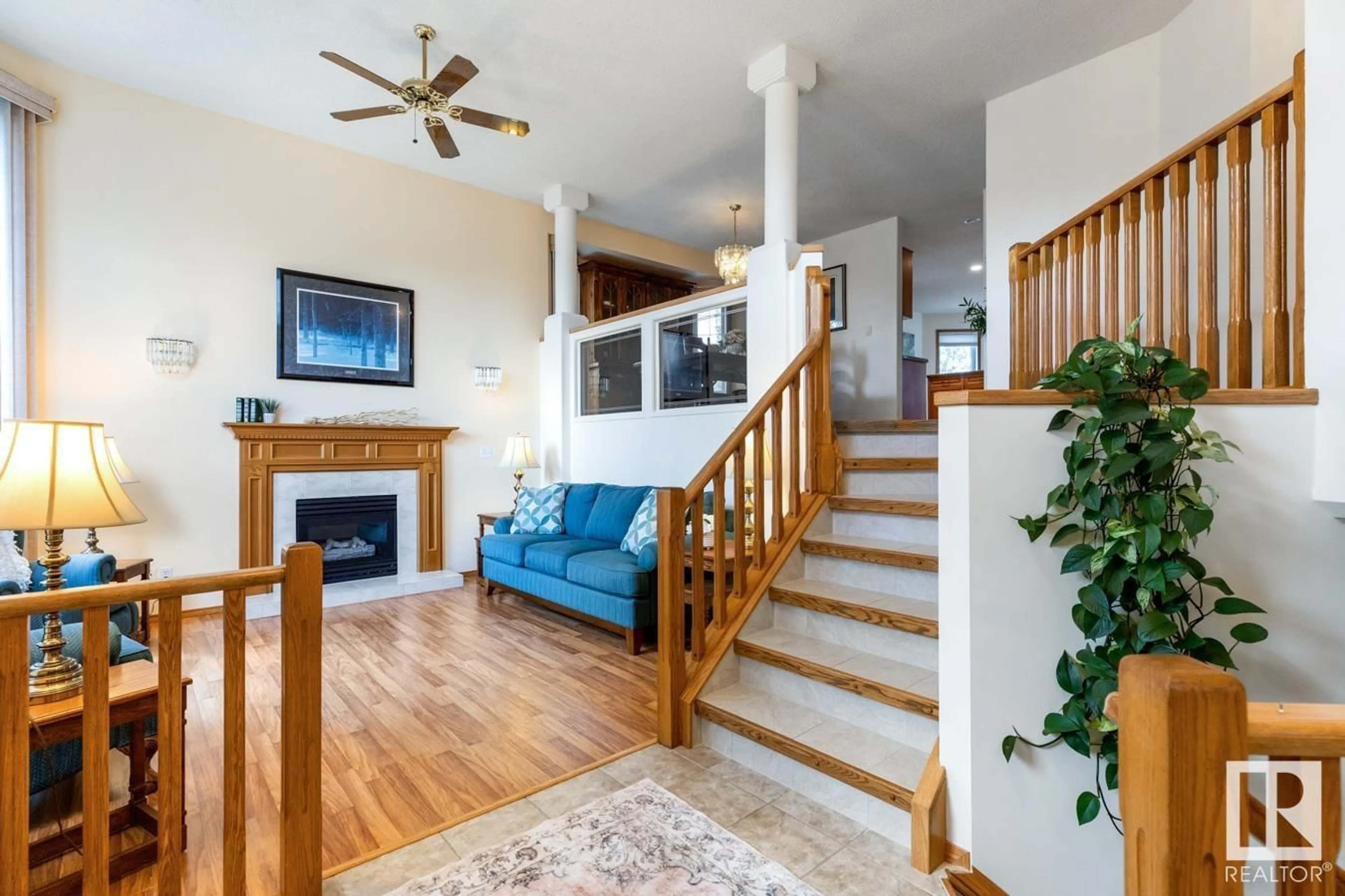 Unknown for 42 COLONIALE WY, Beaumont Alberta T4X1M2