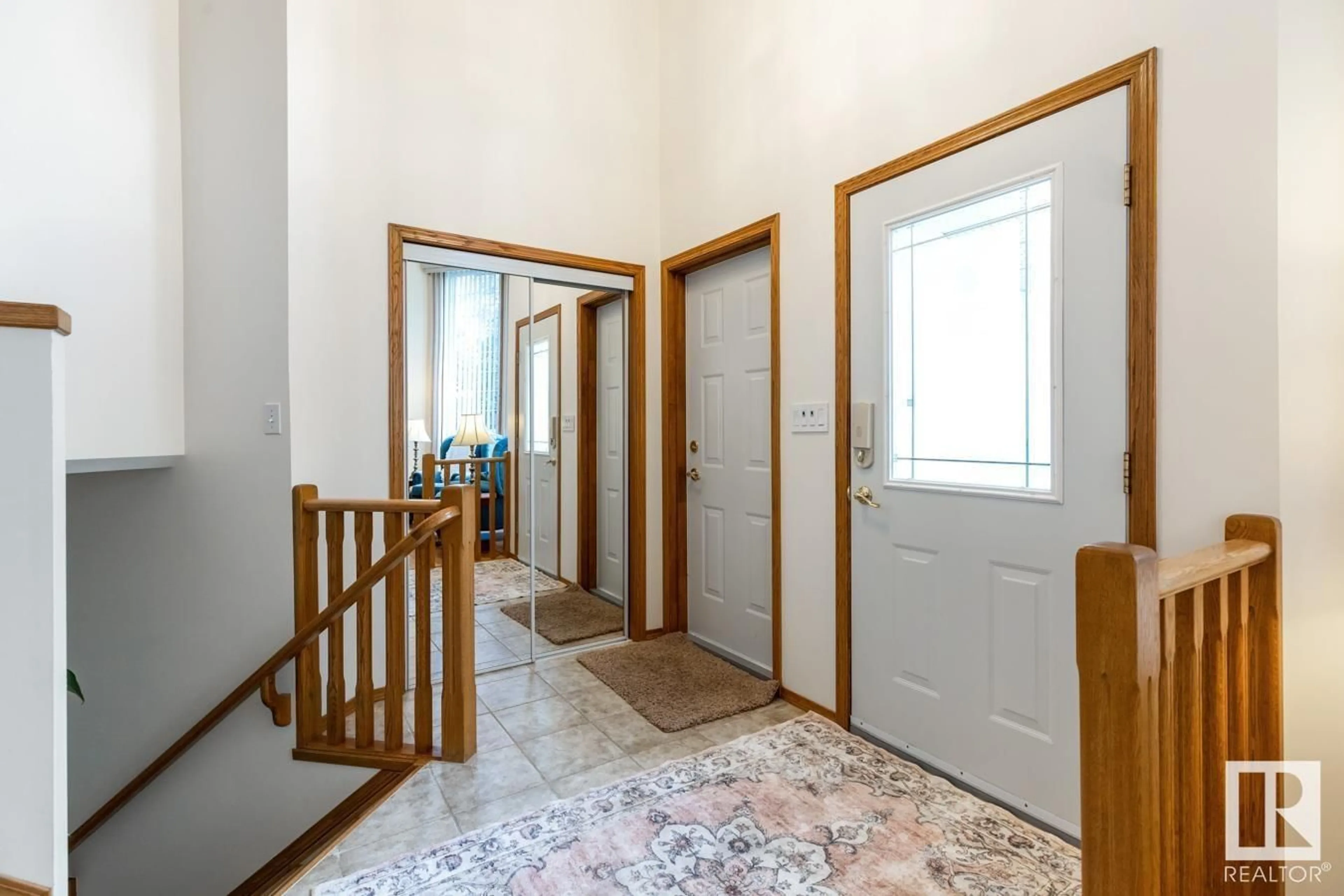 Indoor foyer for 42 COLONIALE WY, Beaumont Alberta T4X1M2