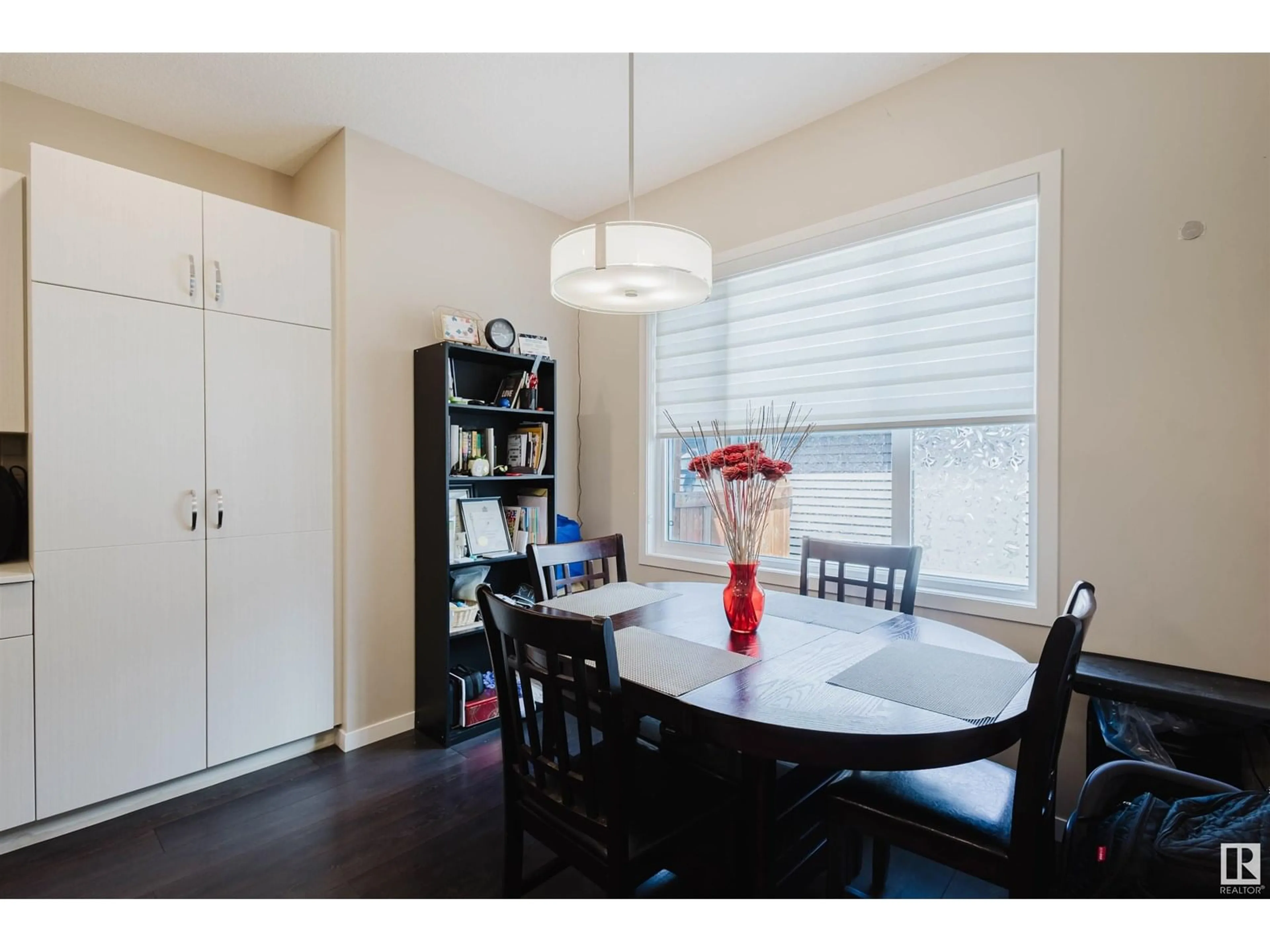 Dining room, wood/laminate floor for 593 EBBERS WY, Edmonton Alberta T5Y1R8