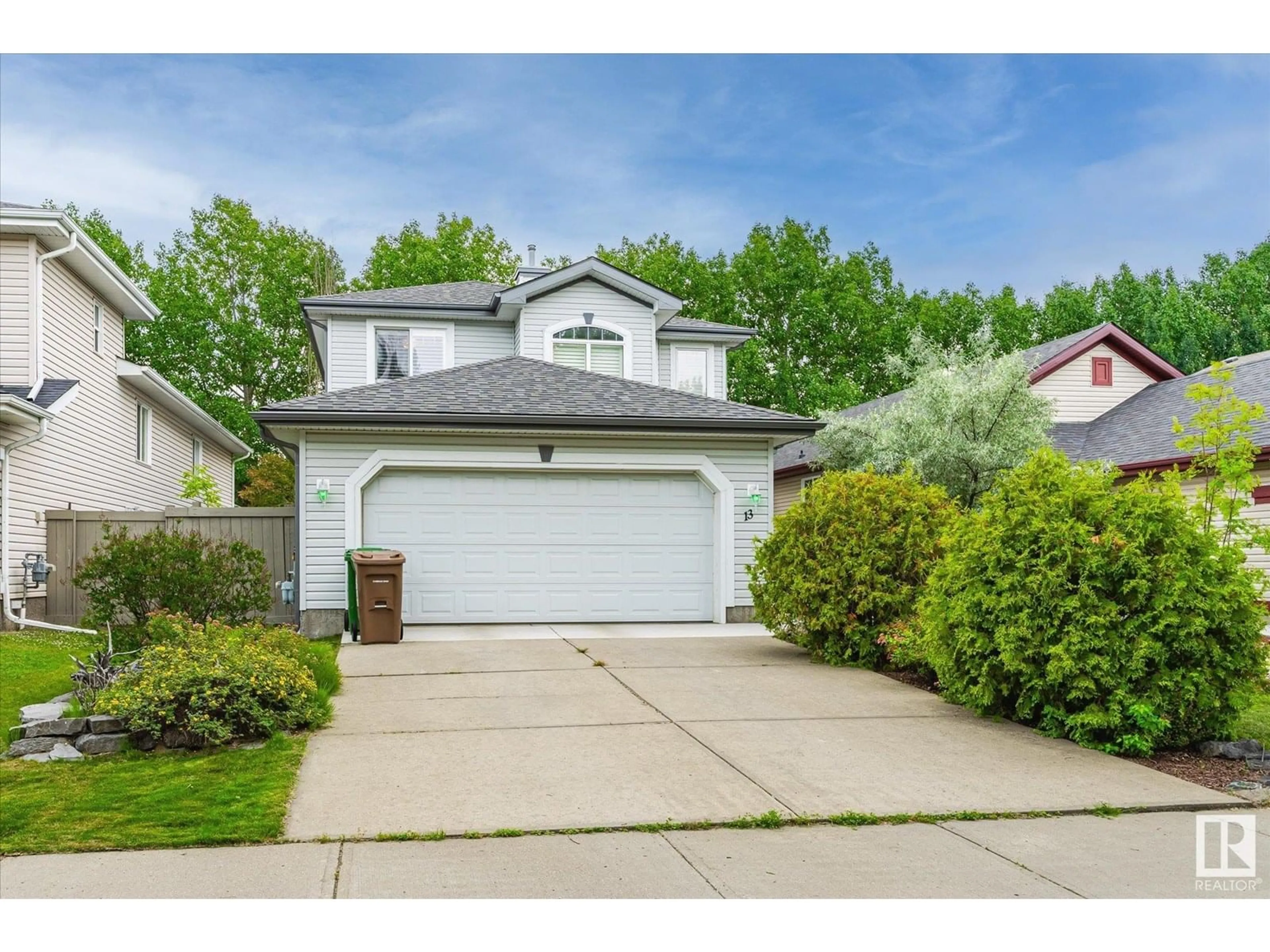Home with vinyl exterior material, street for 13 ENGLISH WY, St. Albert Alberta T8N7G6