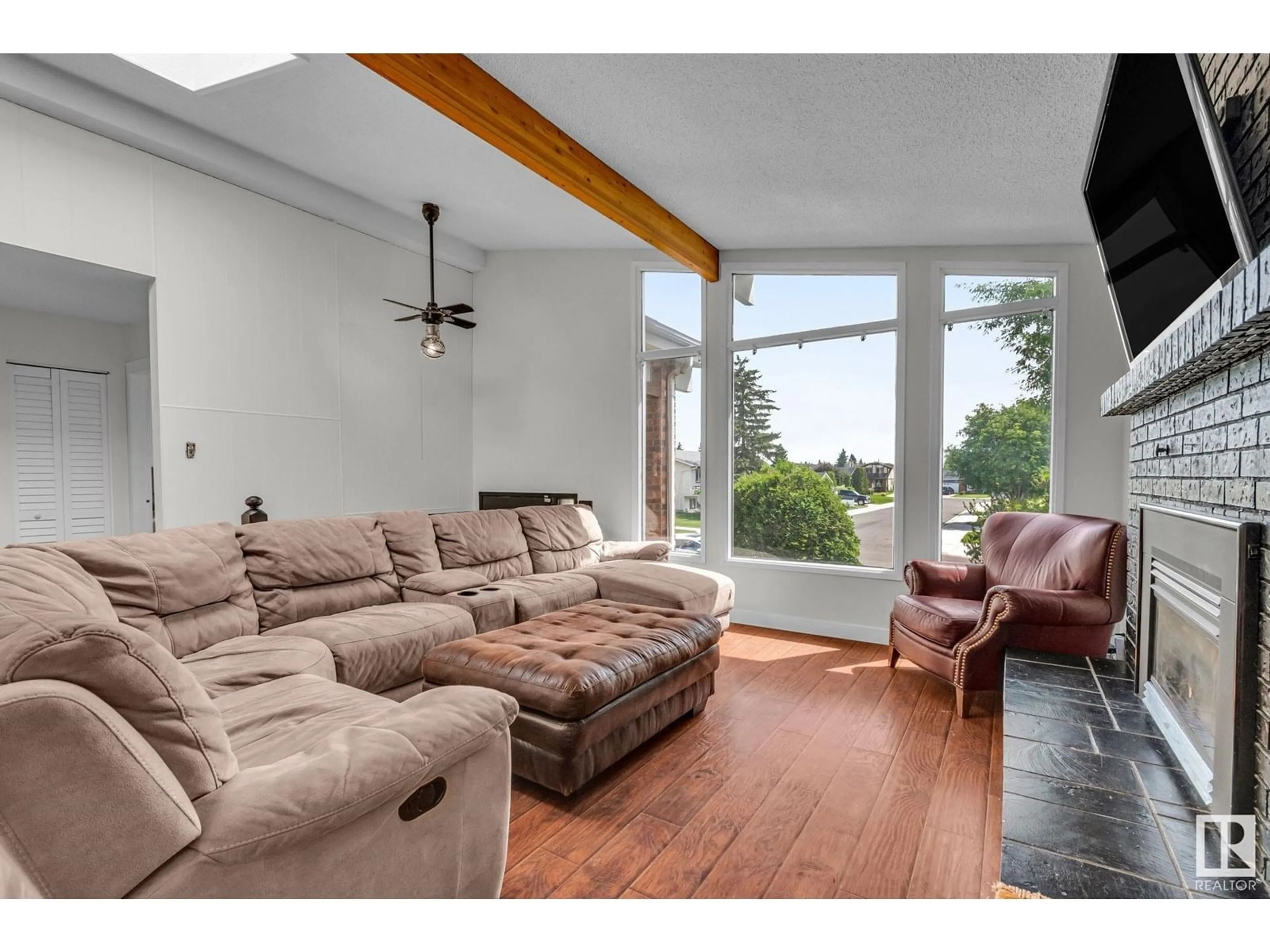 Living room with furniture, unknown for 11120 171 AV, Edmonton Alberta T5X3K6