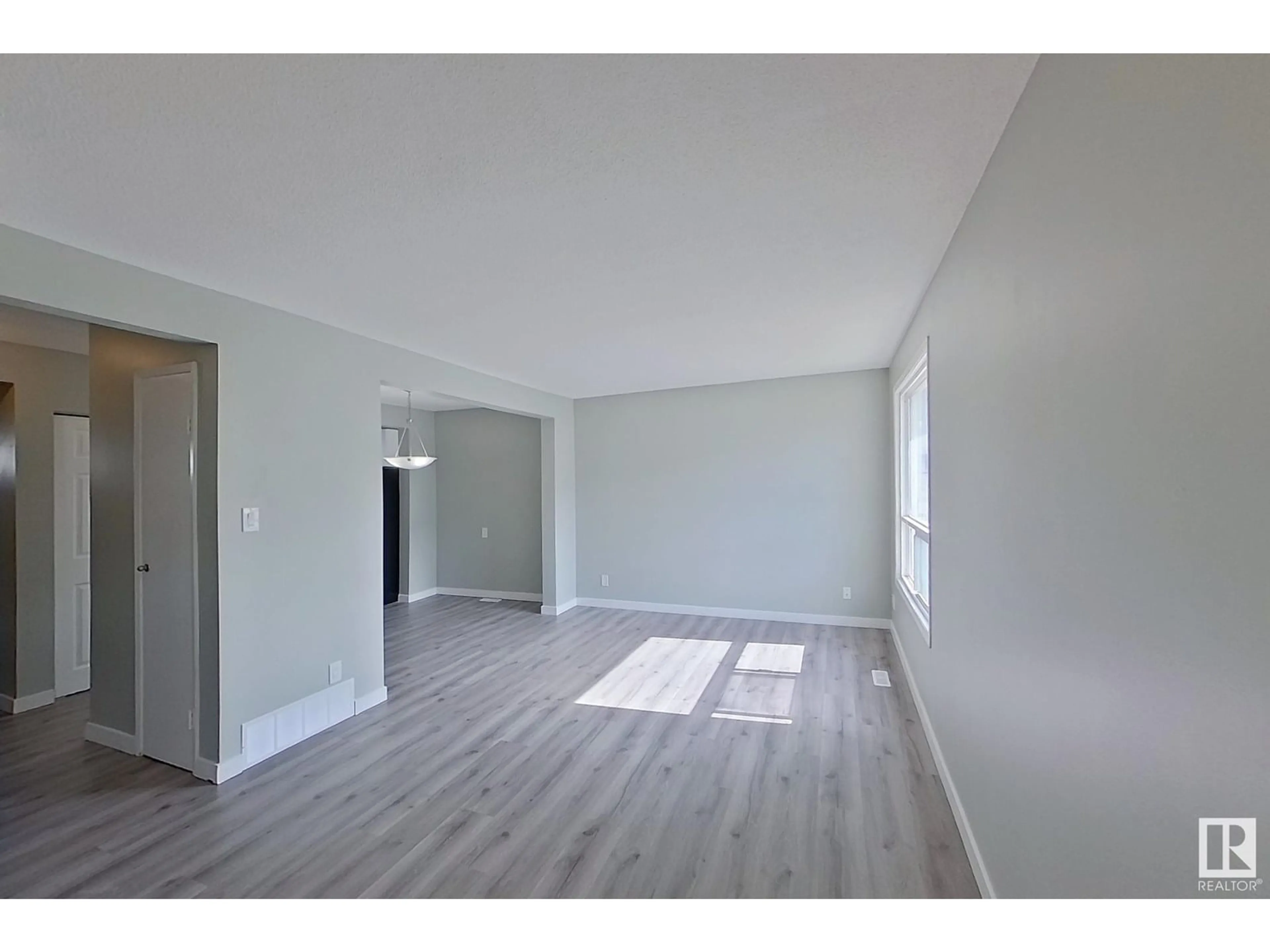 A pic of a room for 126 DICKINSFIELD COURT, Edmonton Alberta T5E5V8