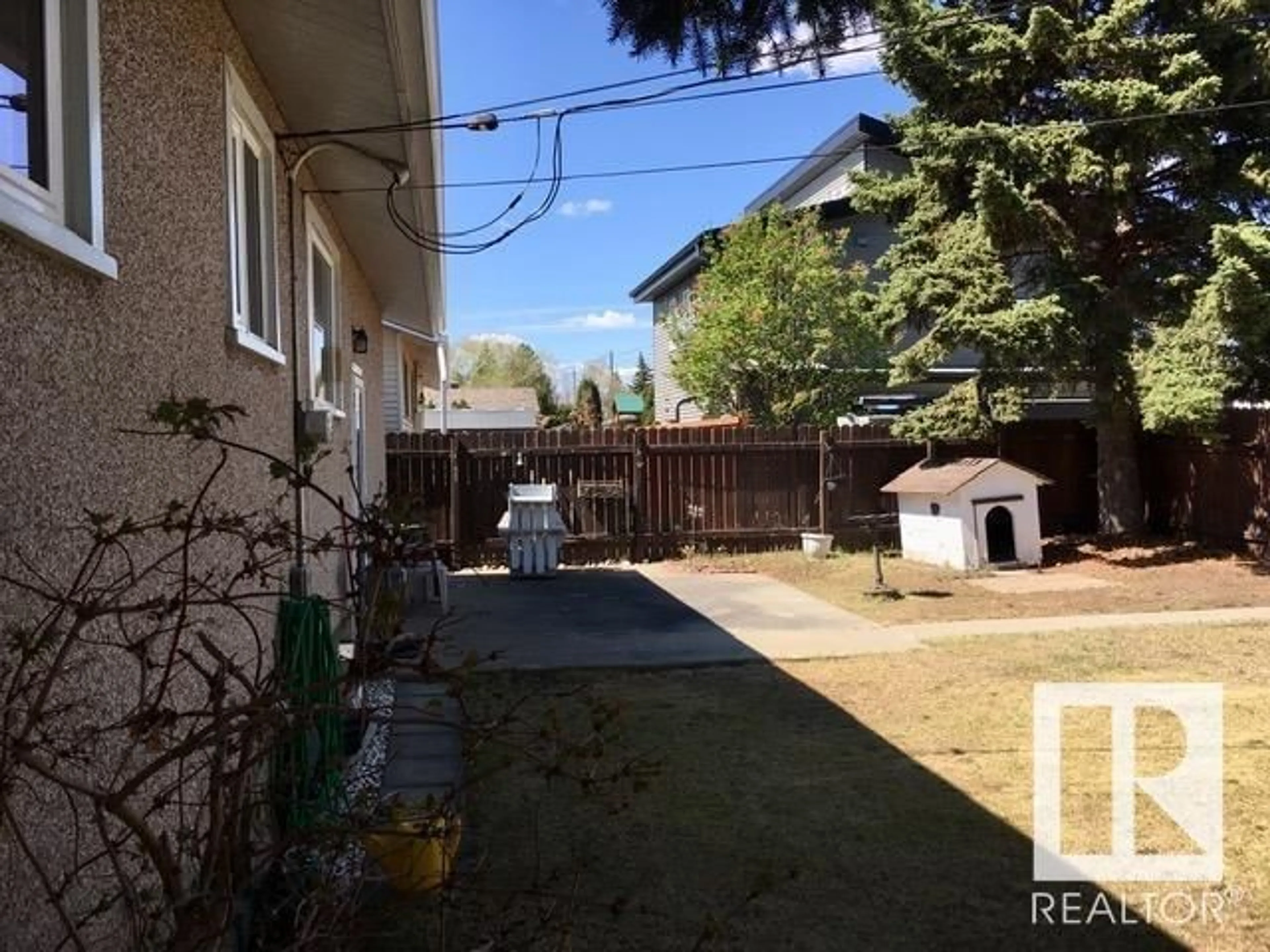 Unknown for 16206 83 AV, Edmonton Alberta T5R3V5