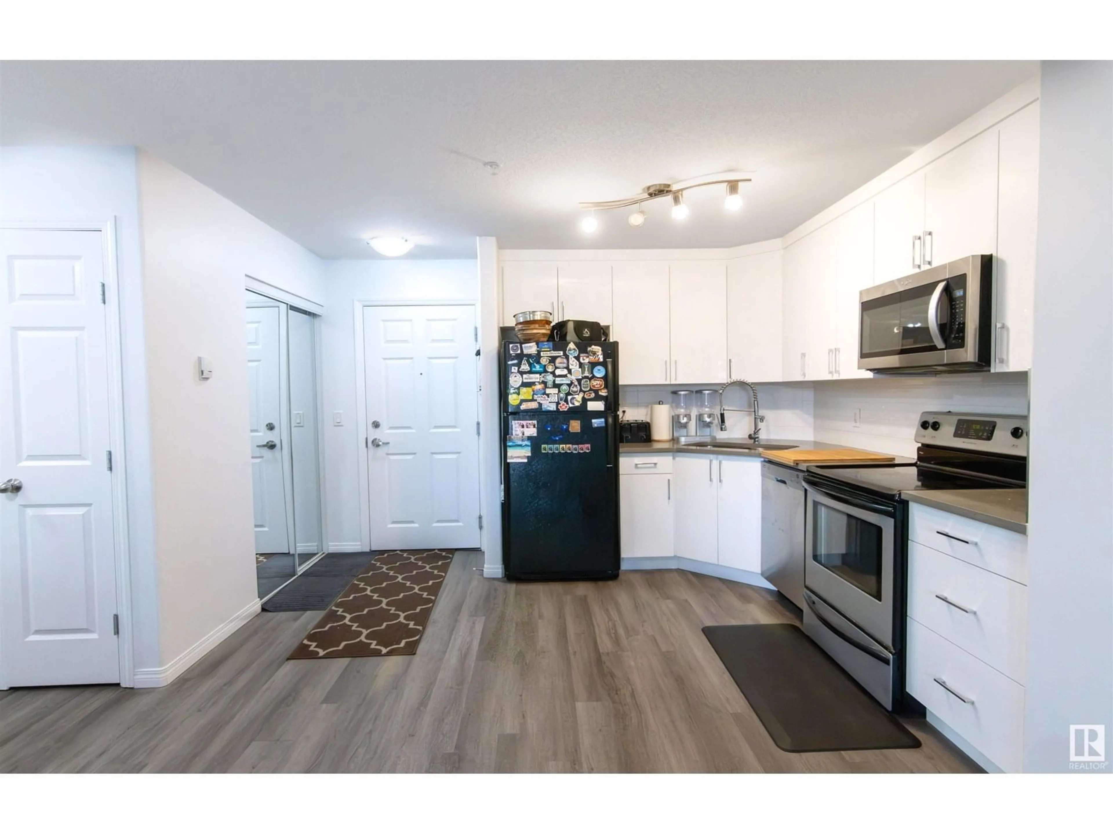 Standard kitchen, unknown for #209 - 9945 167 ST, Edmonton Alberta T5P0K5