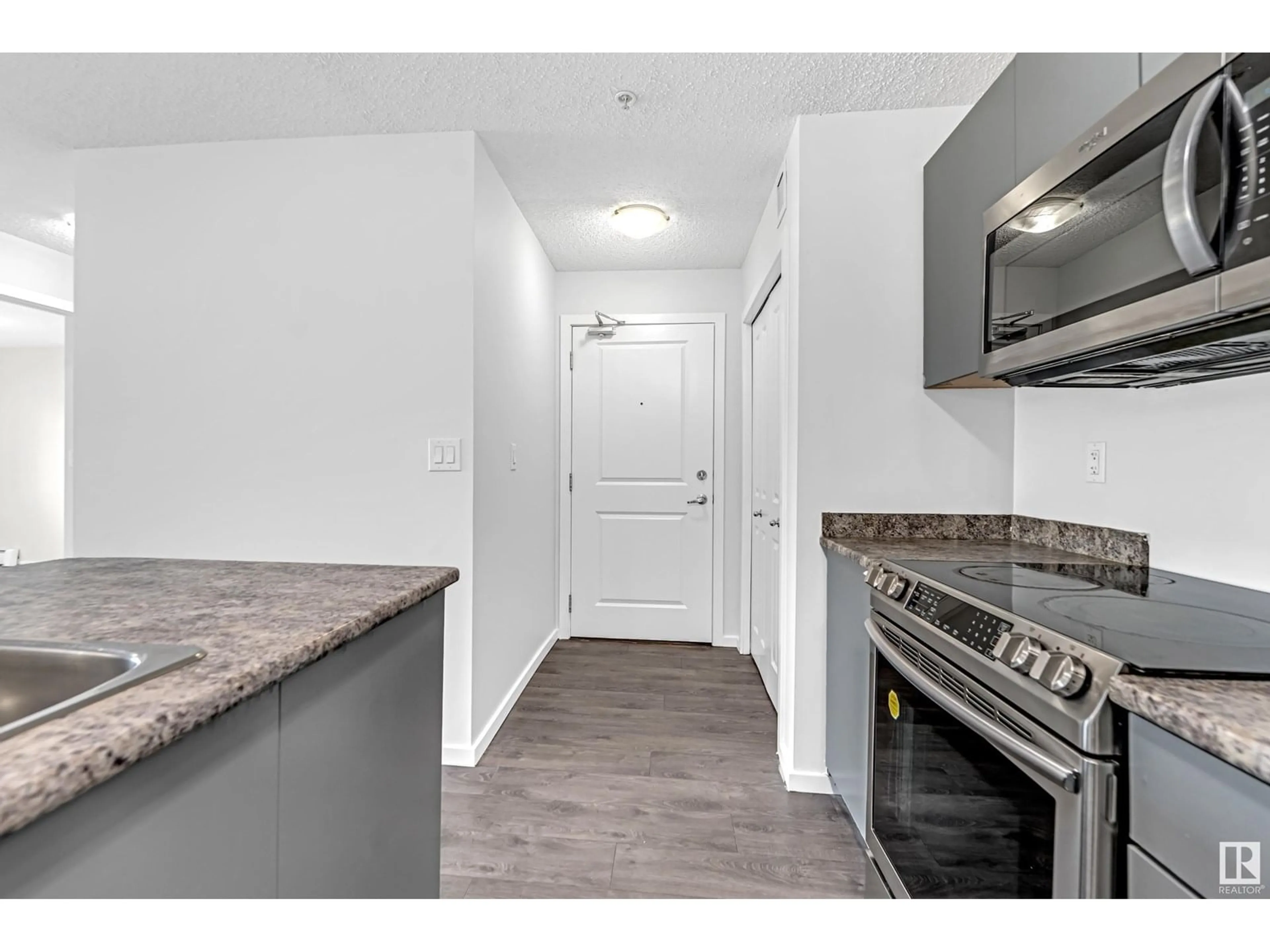 Standard kitchen, unknown for 115 - 3357 16A AV, Edmonton Alberta T6T0V4