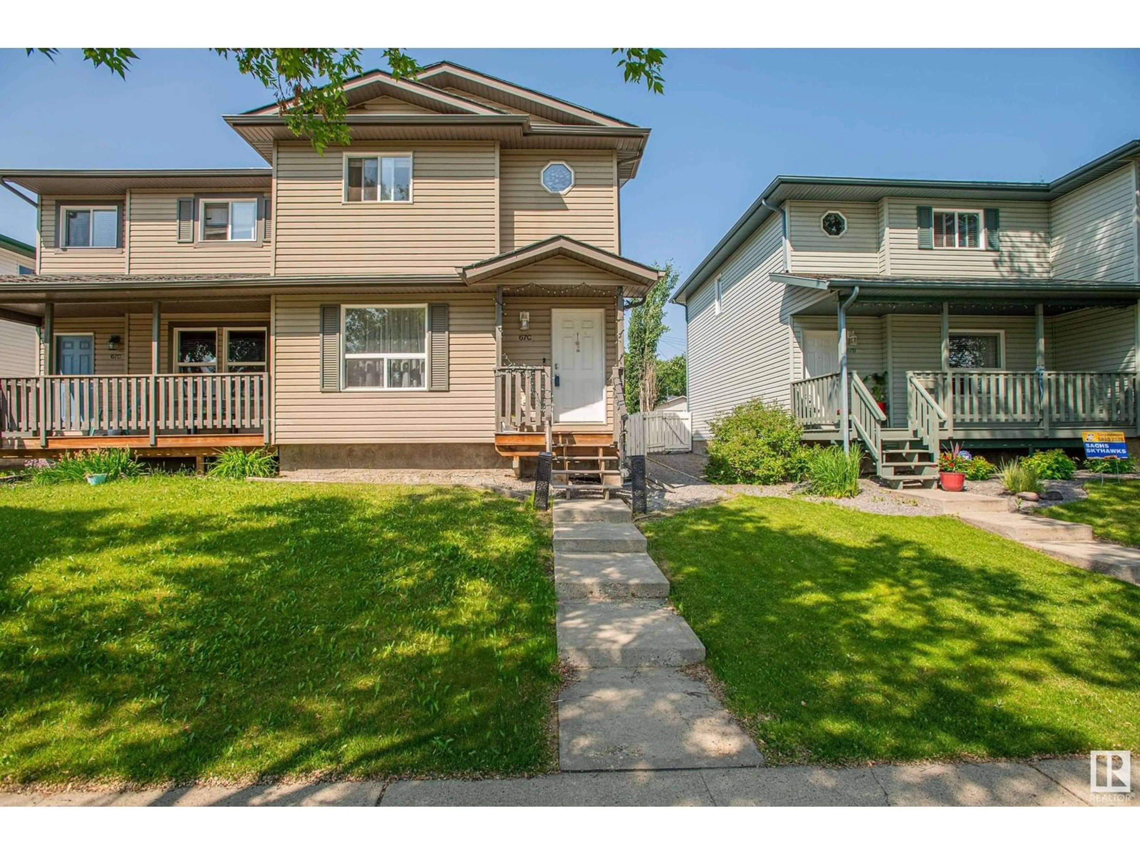 Home with vinyl exterior material, street for 67C MISSION AV, St. Albert Alberta T8N1H8