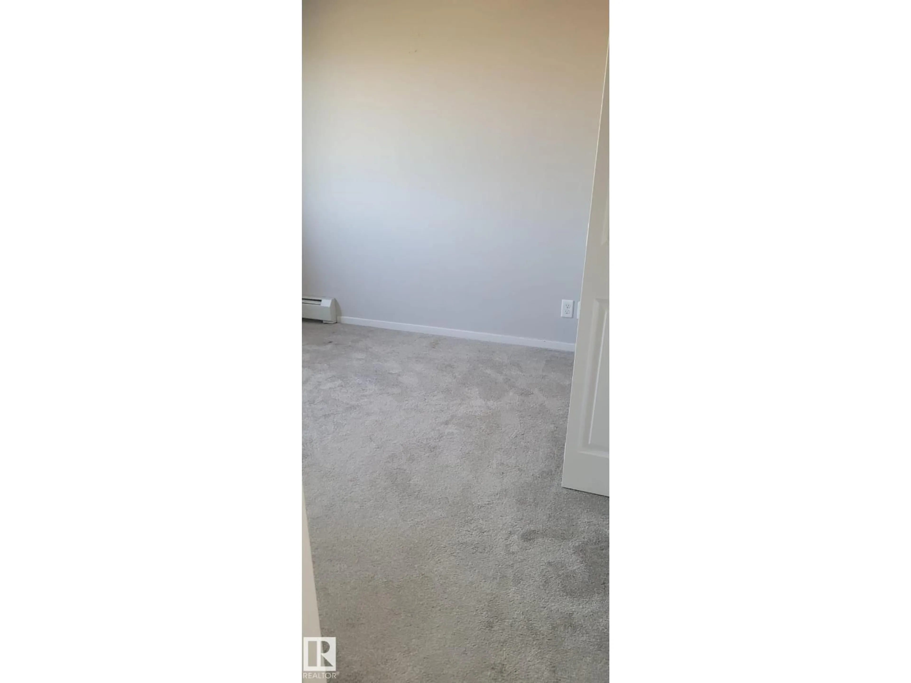 A pic of a room for 107 - 220 WATT CM, Edmonton Alberta T6X2C6
