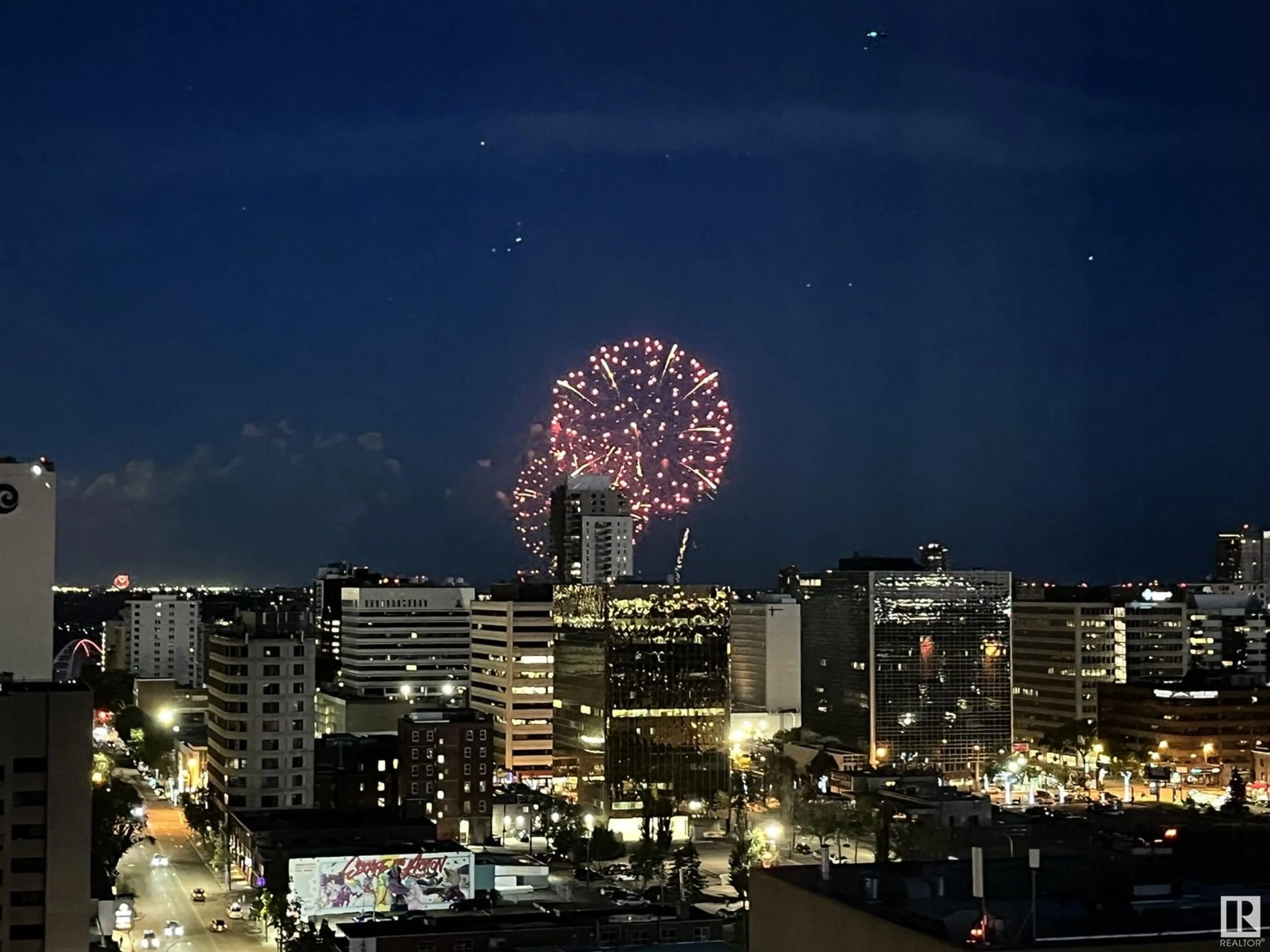 Blurry image for 2008 105 ST NW, Edmonton Alberta T5J5G3