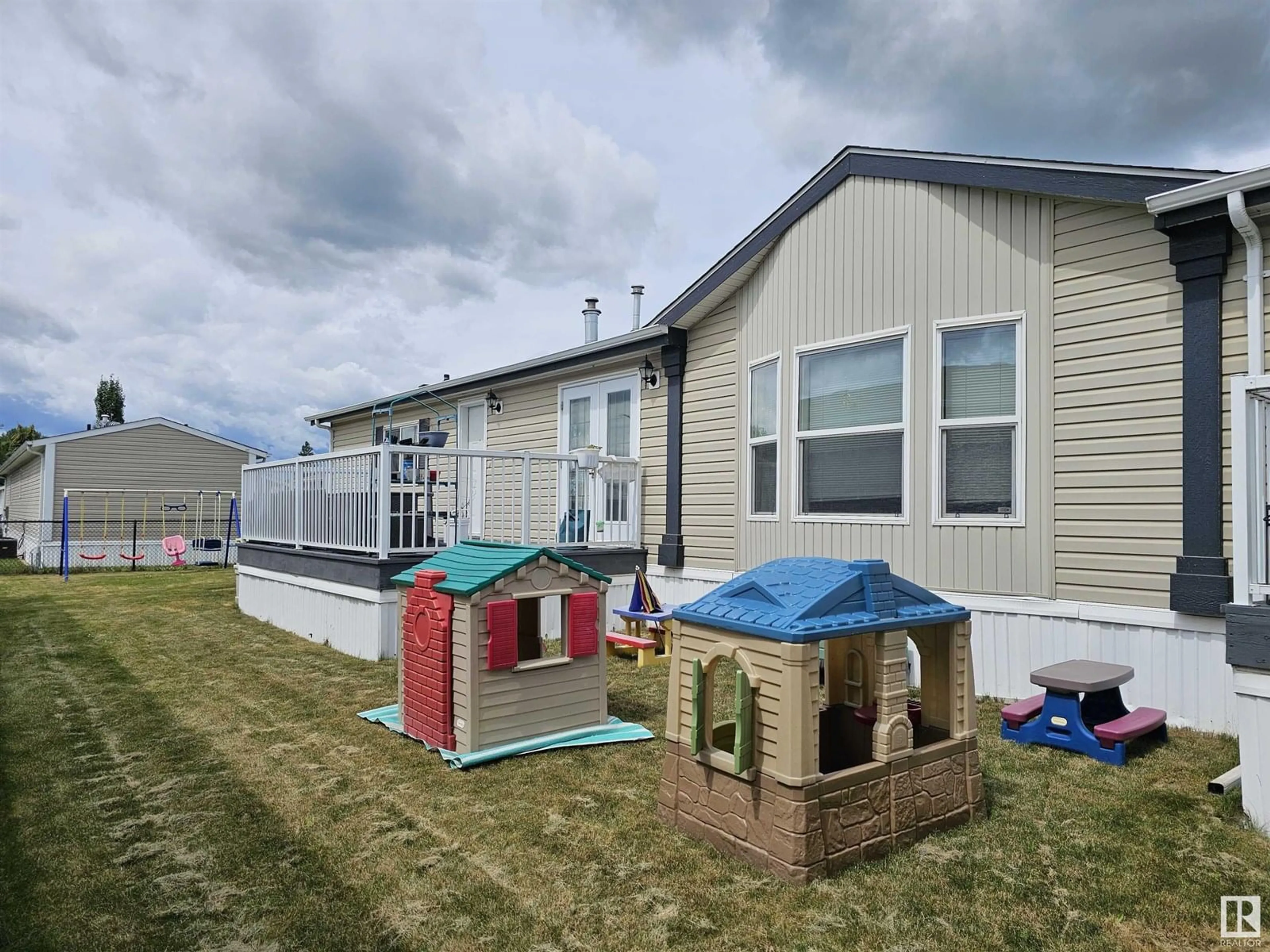 Home with vinyl exterior material, unknown for 53222 - 1531 RR272, Rural Parkland County Alberta T7X4M4