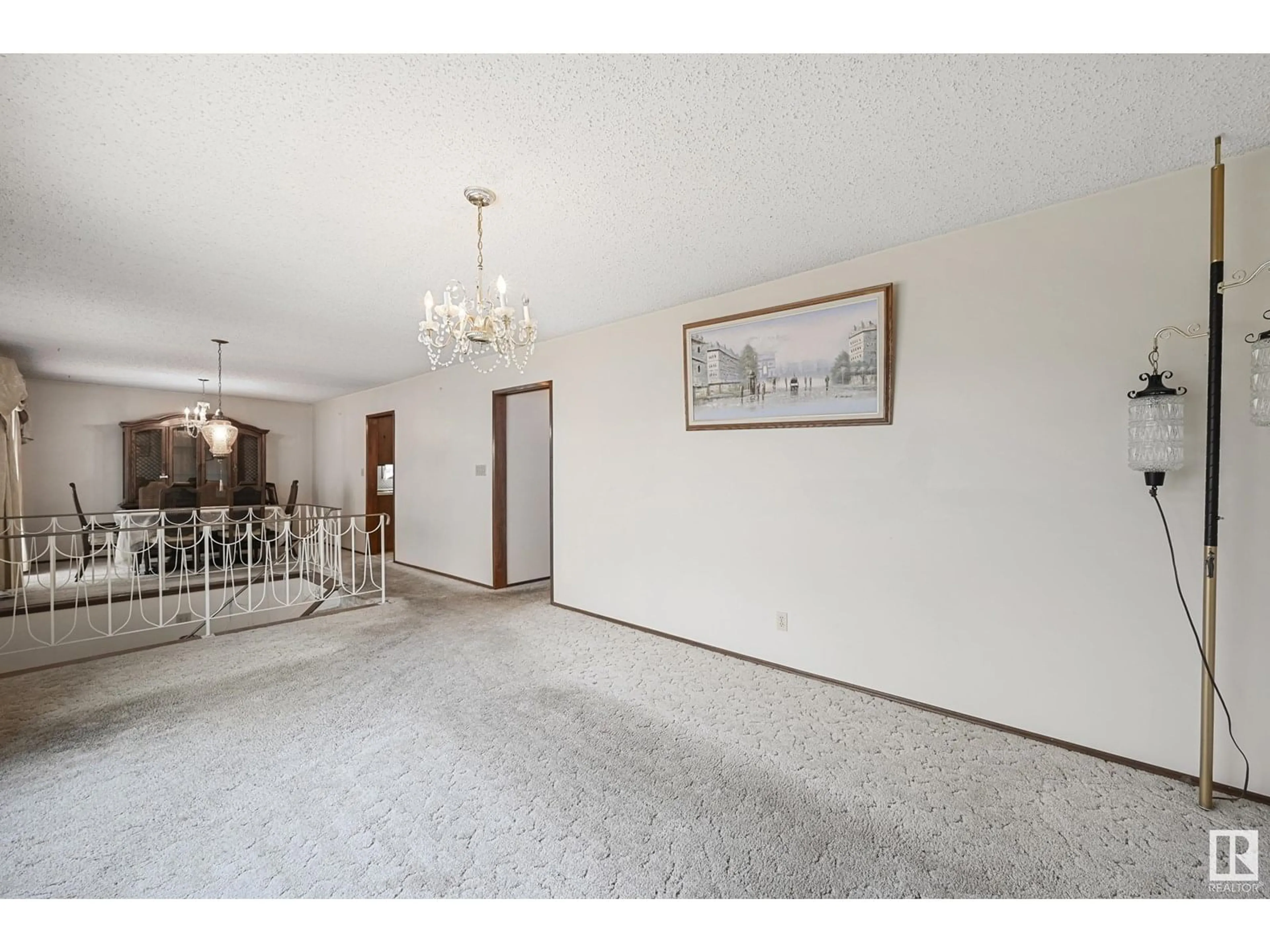 Unknown for NW - 13042 116 ST, Edmonton Alberta T5E5H5